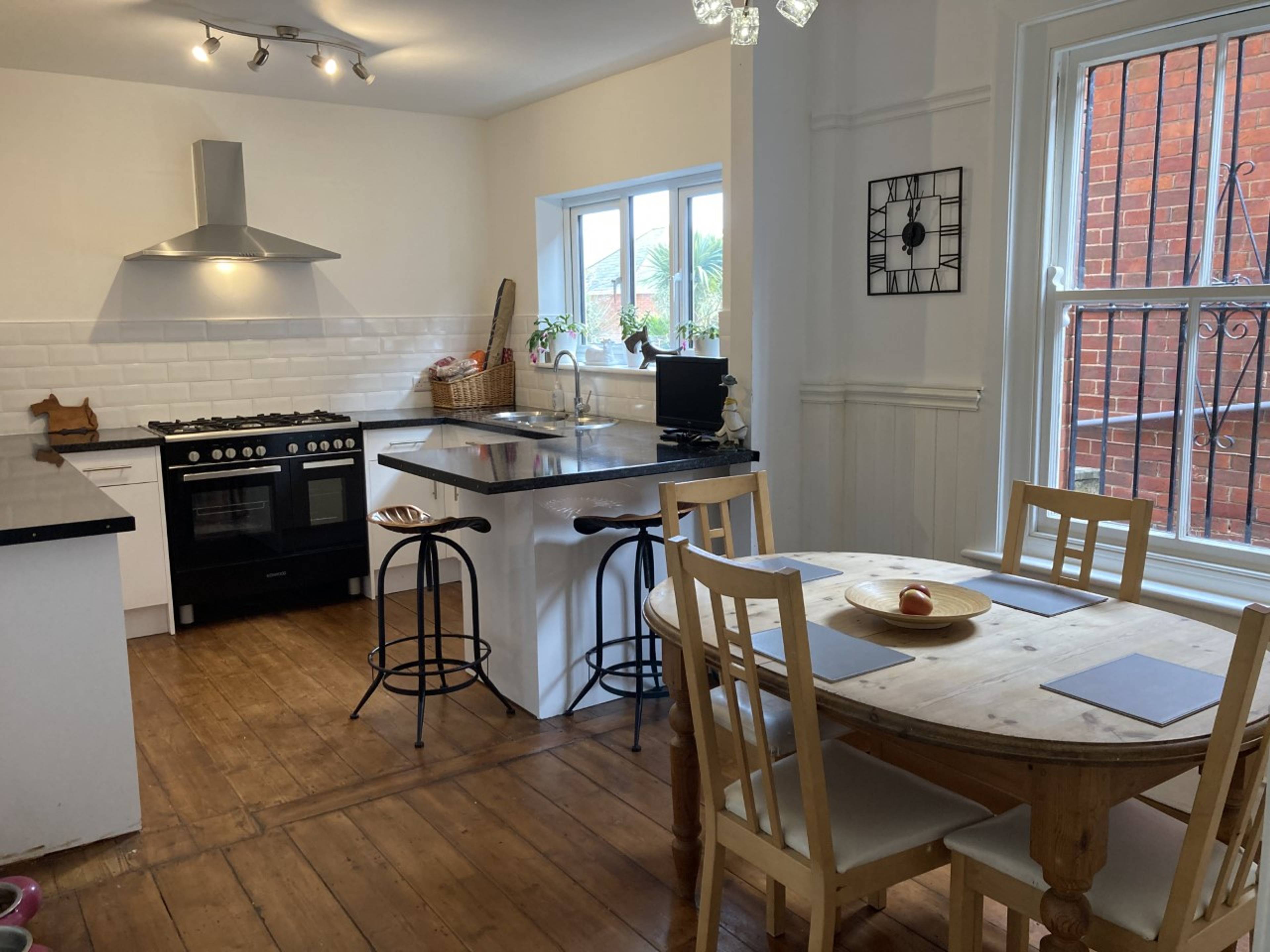 Kitchen/Breakfast