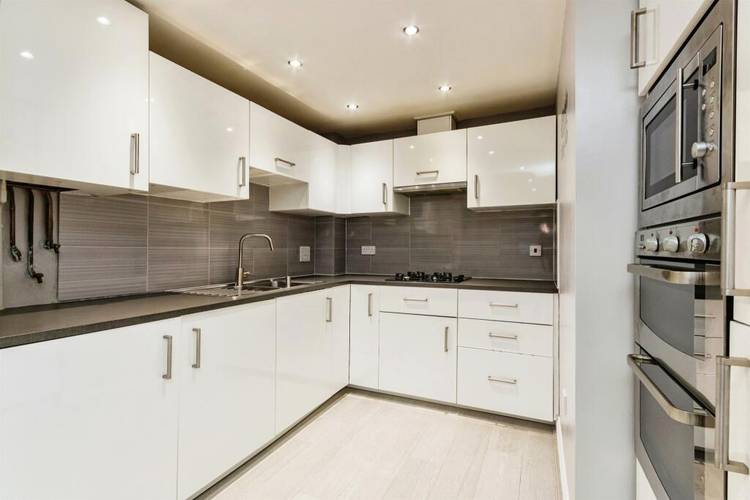 2 bedroom flat