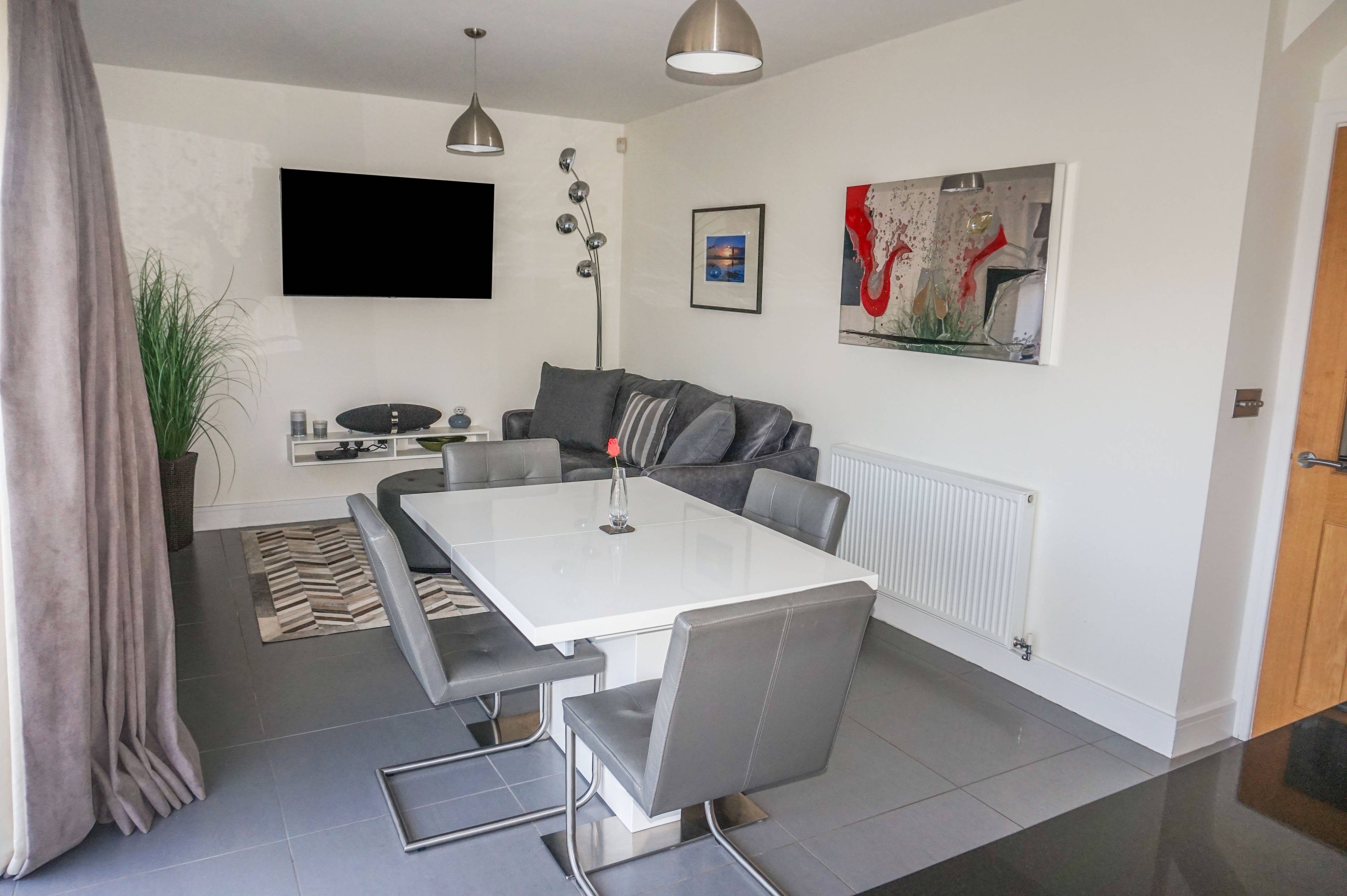 Kitchen/family Room