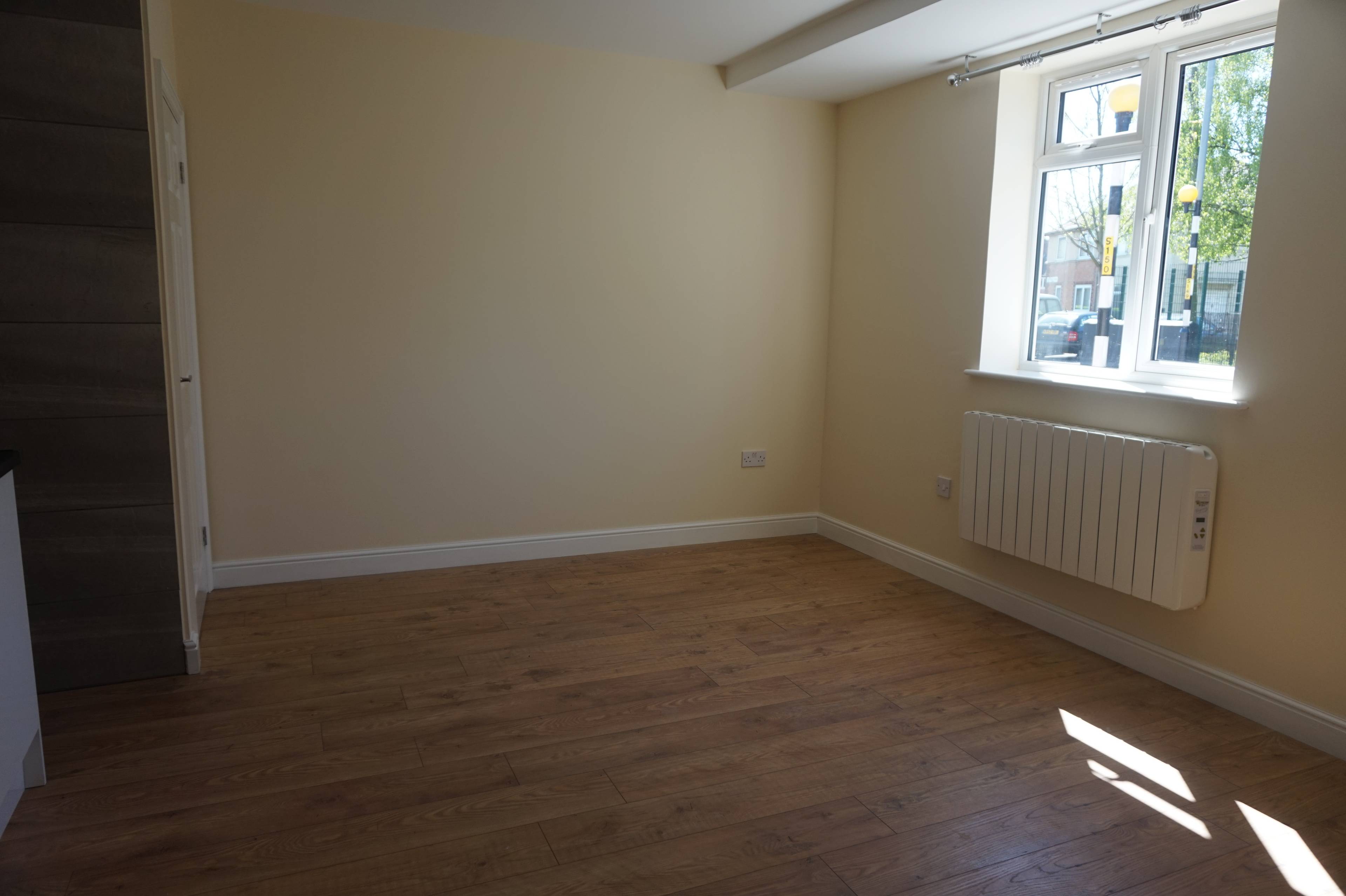Lounge / Kitchen