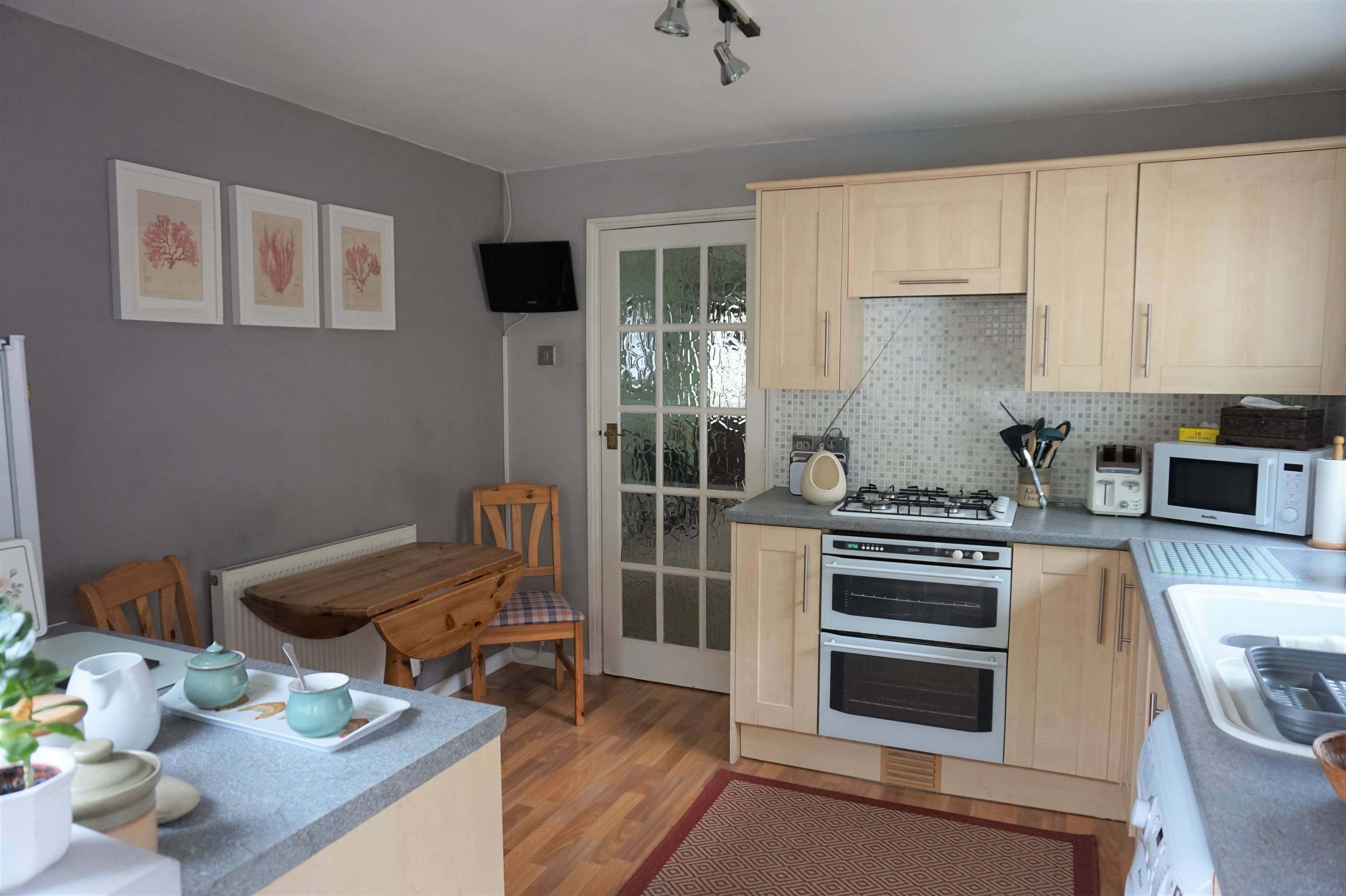 Kitchen / Breakfast