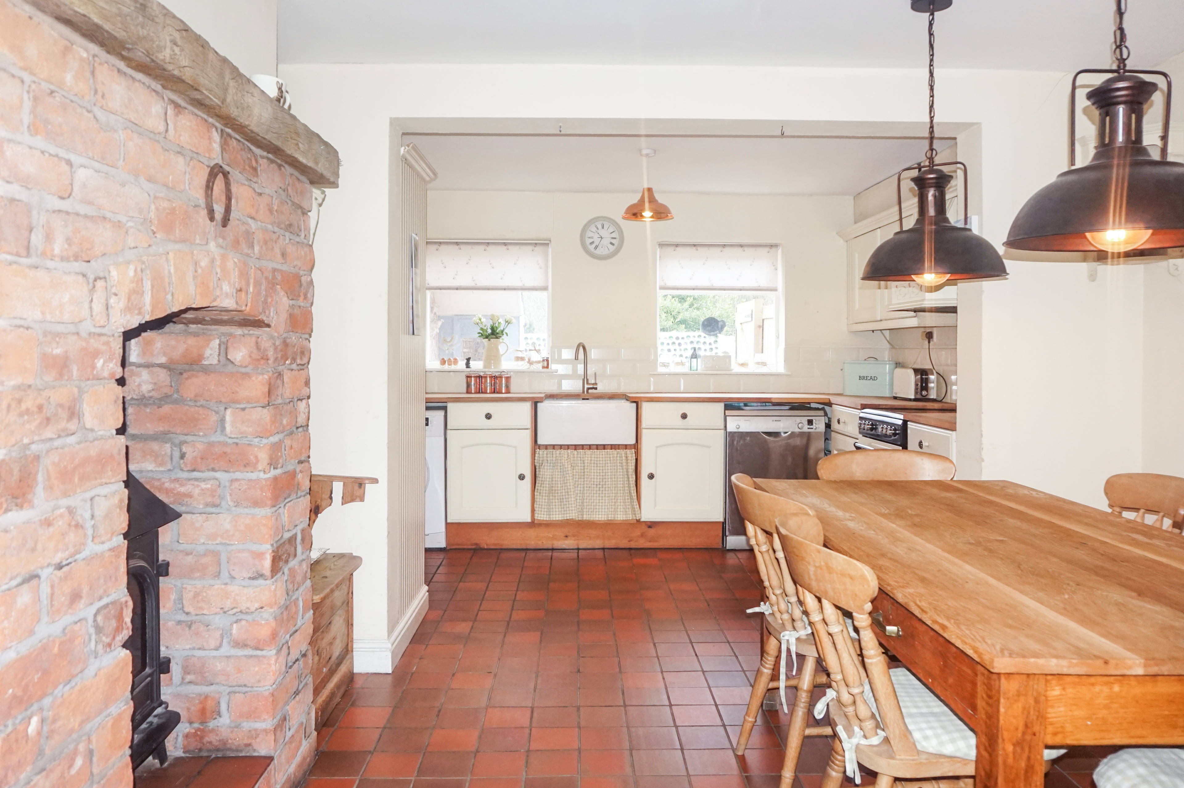 Kitchen/Dining Room