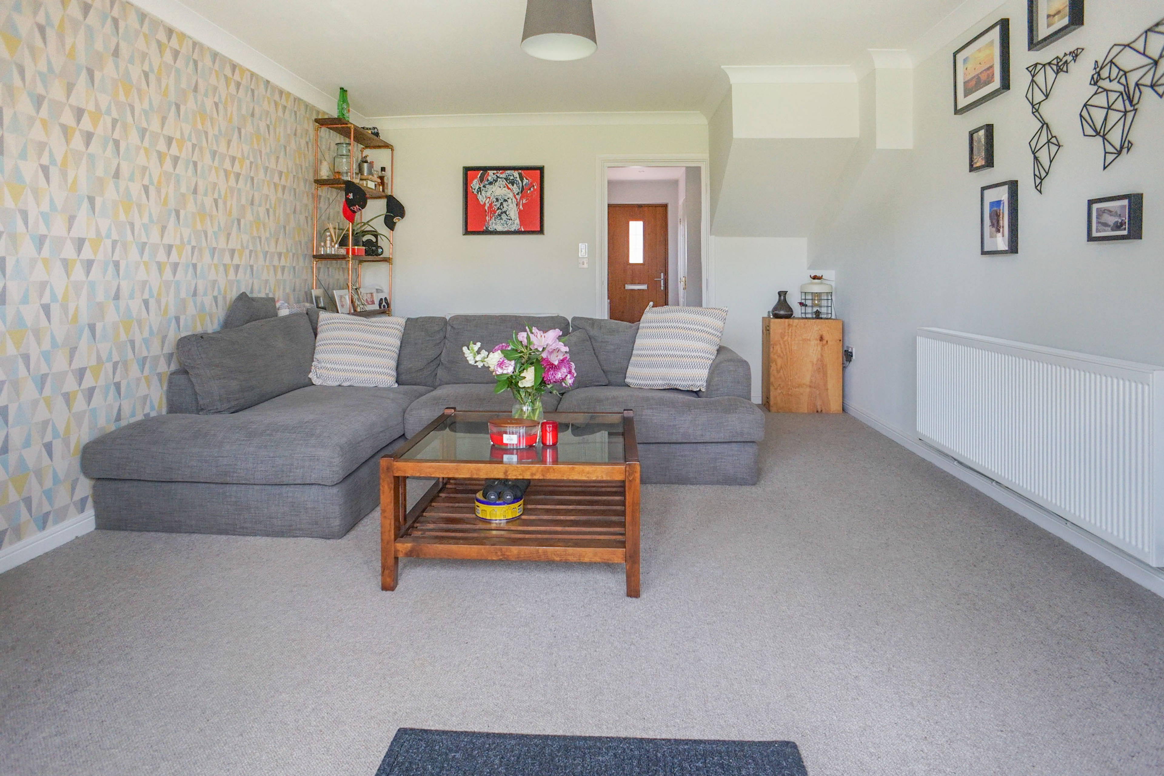 Lounge/Dining Room