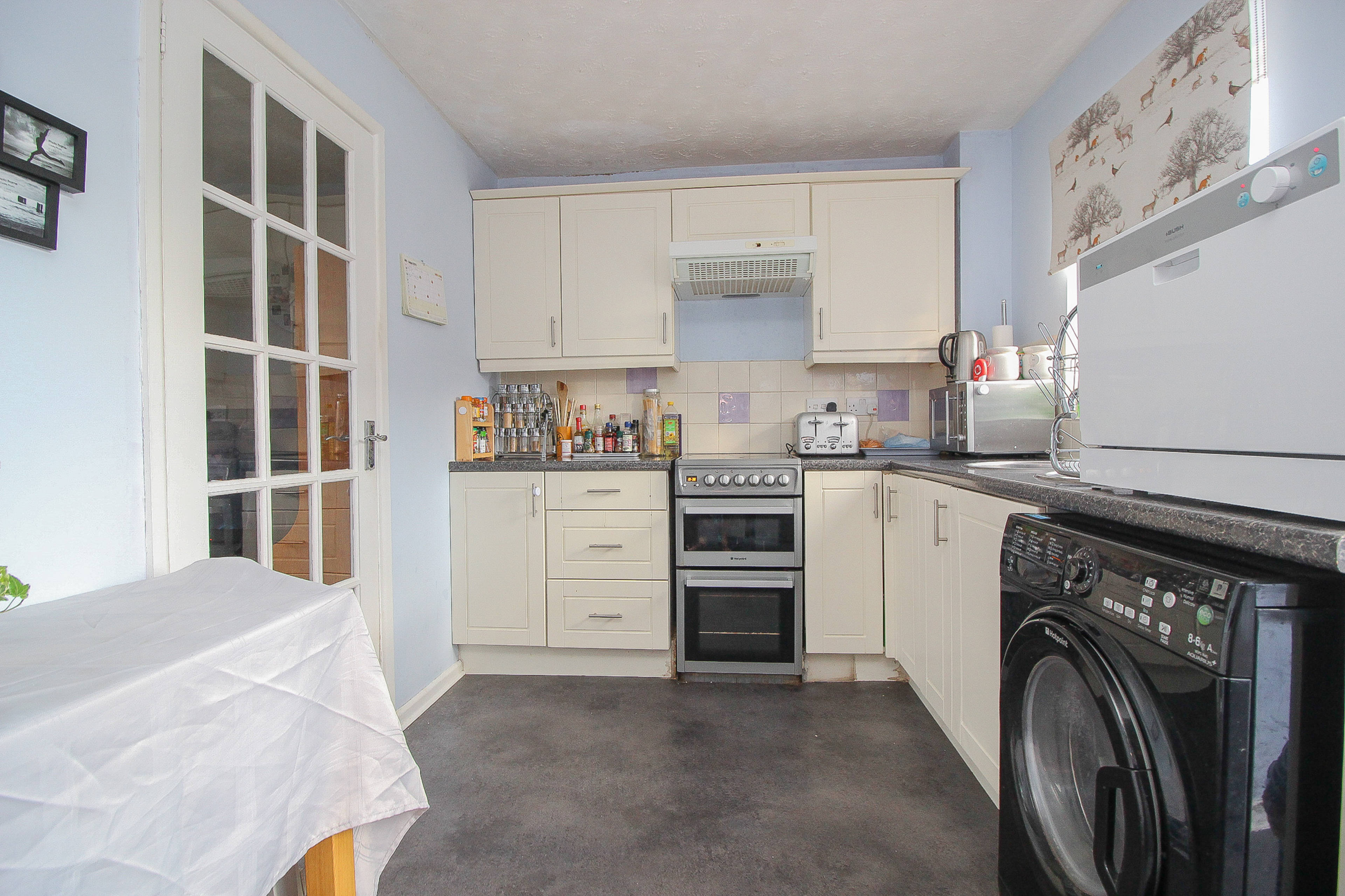 Kitchen/Breakfast