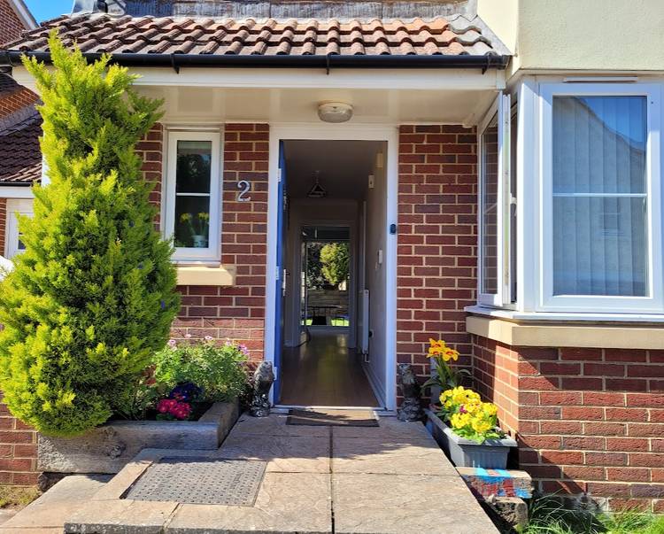 3 bedroom detached house
