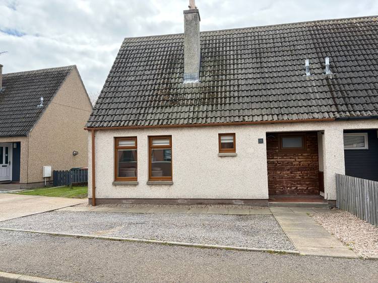2 bedroom semi-detached house