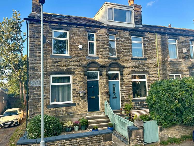 3 bedroom end of terrace house