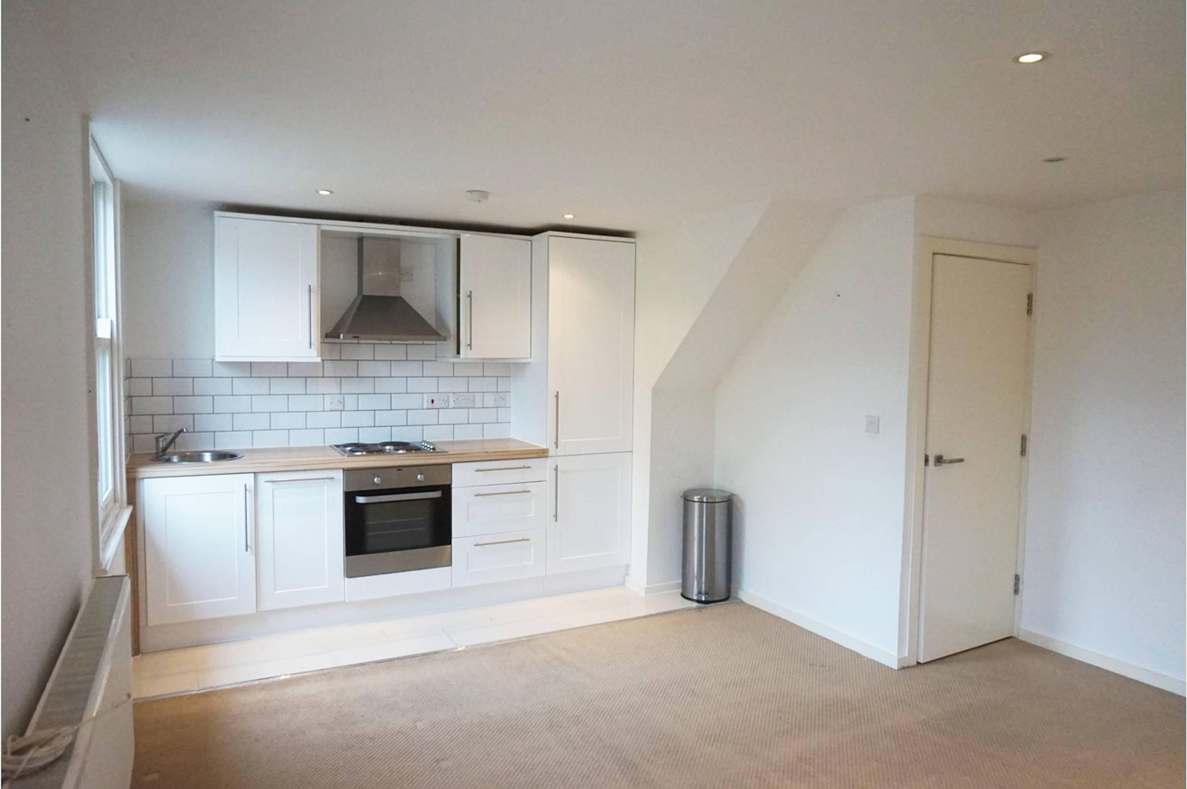 Lounge / Kitchen
