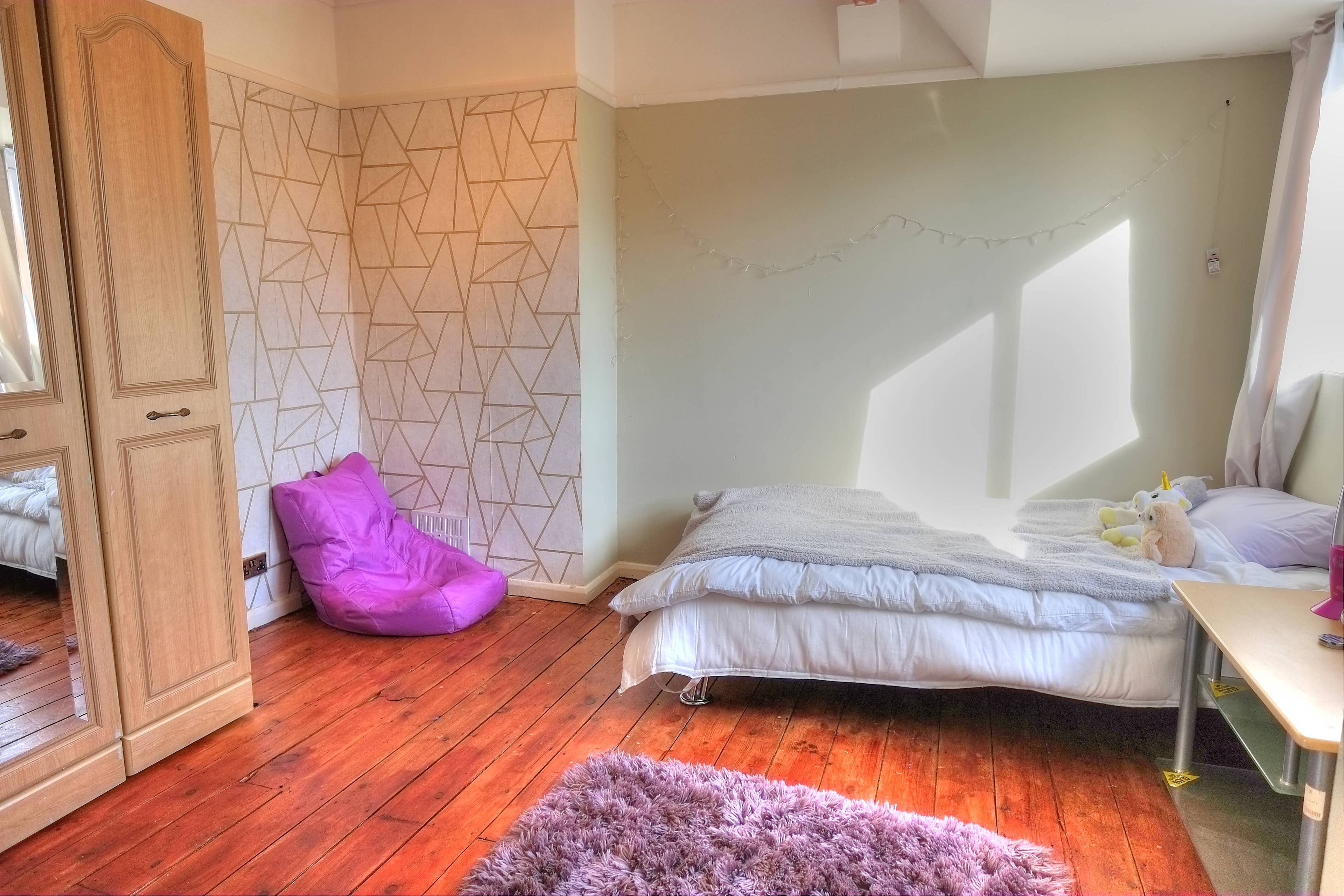 BEDROOM TWO