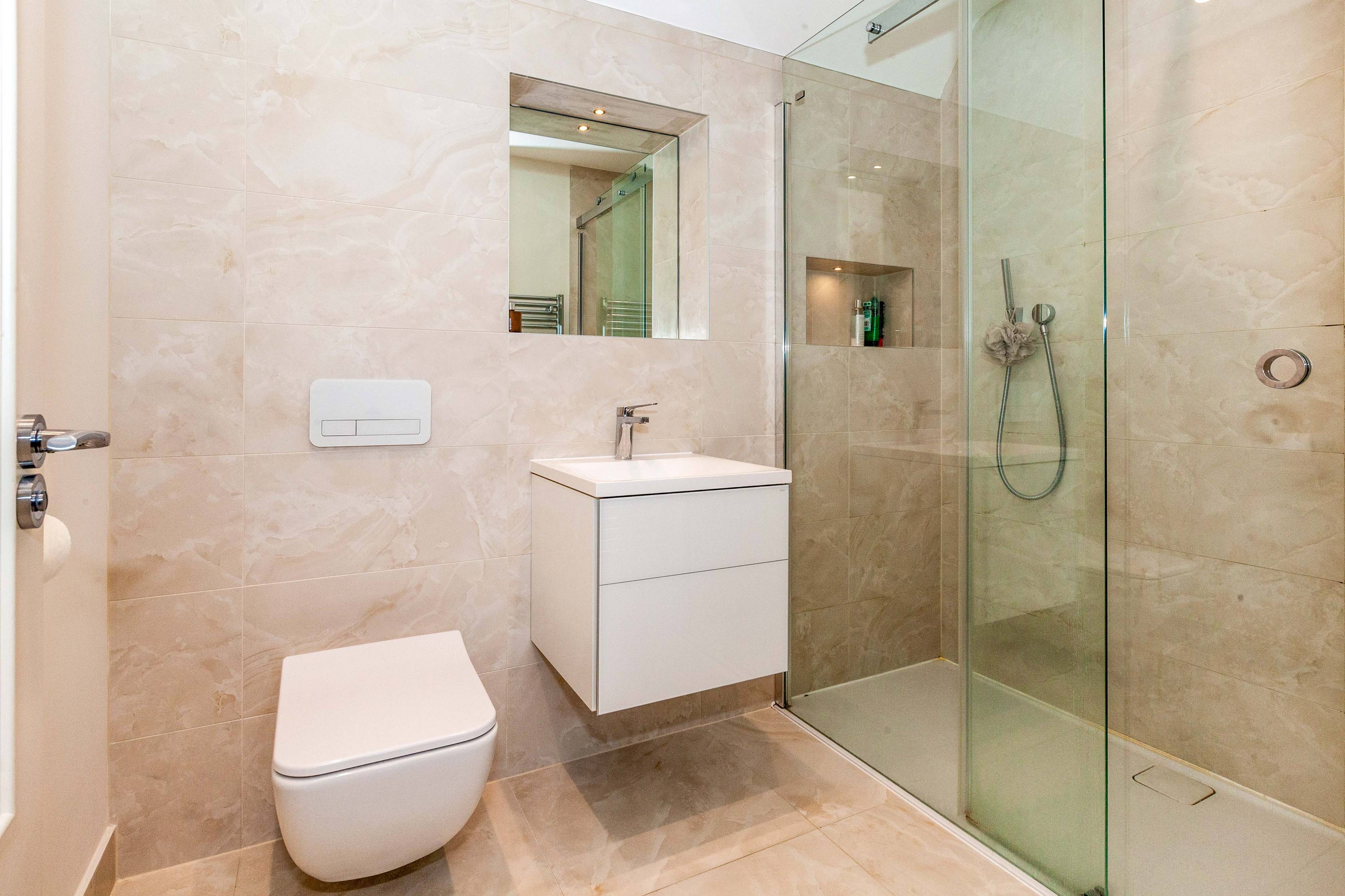 En-suite Two