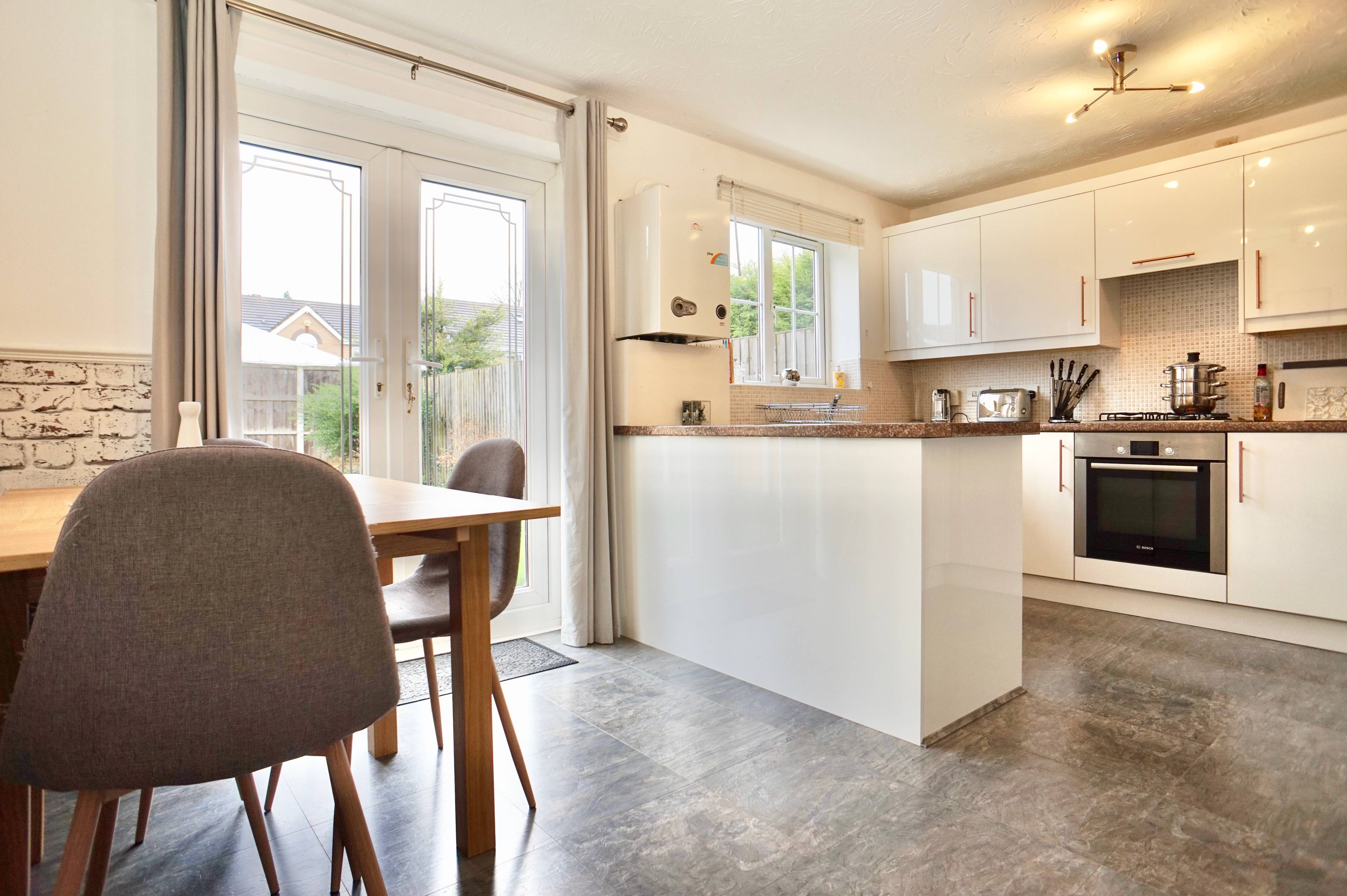 Kitchen/Dining Room