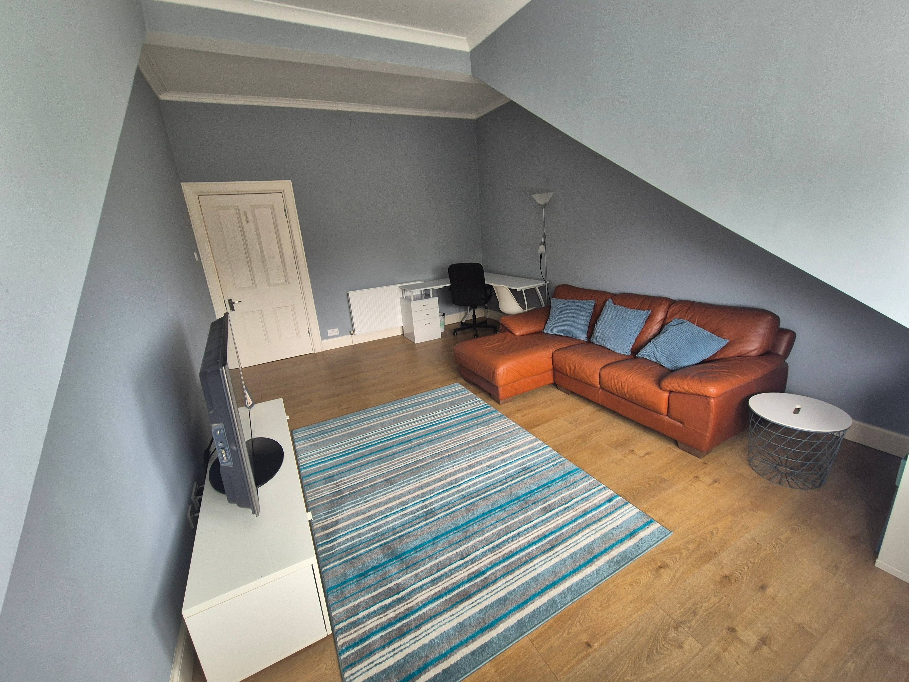 Bedroom/Lounge Two