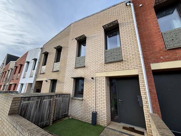 2 bedroom terraced house