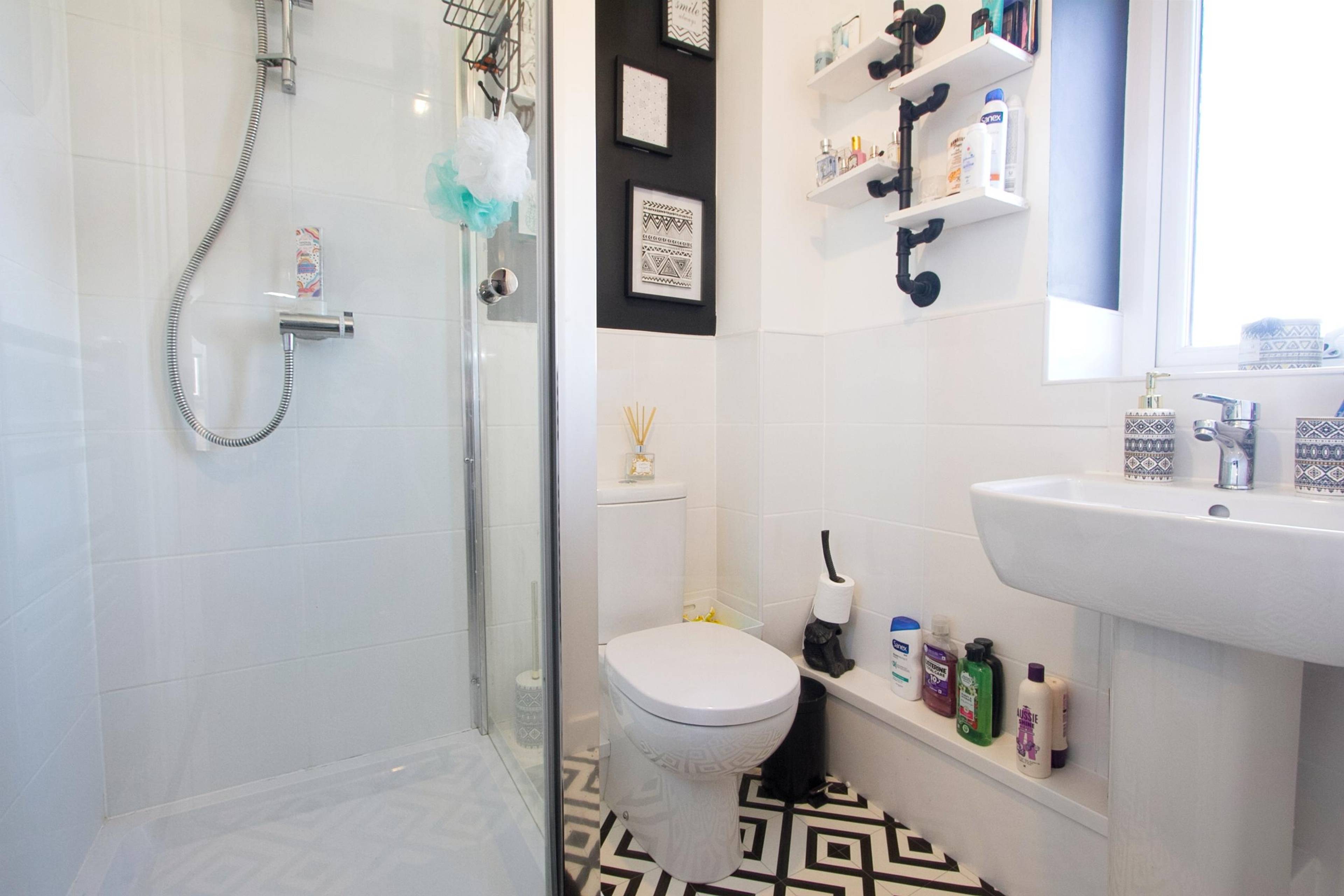 En-suite Shower Room