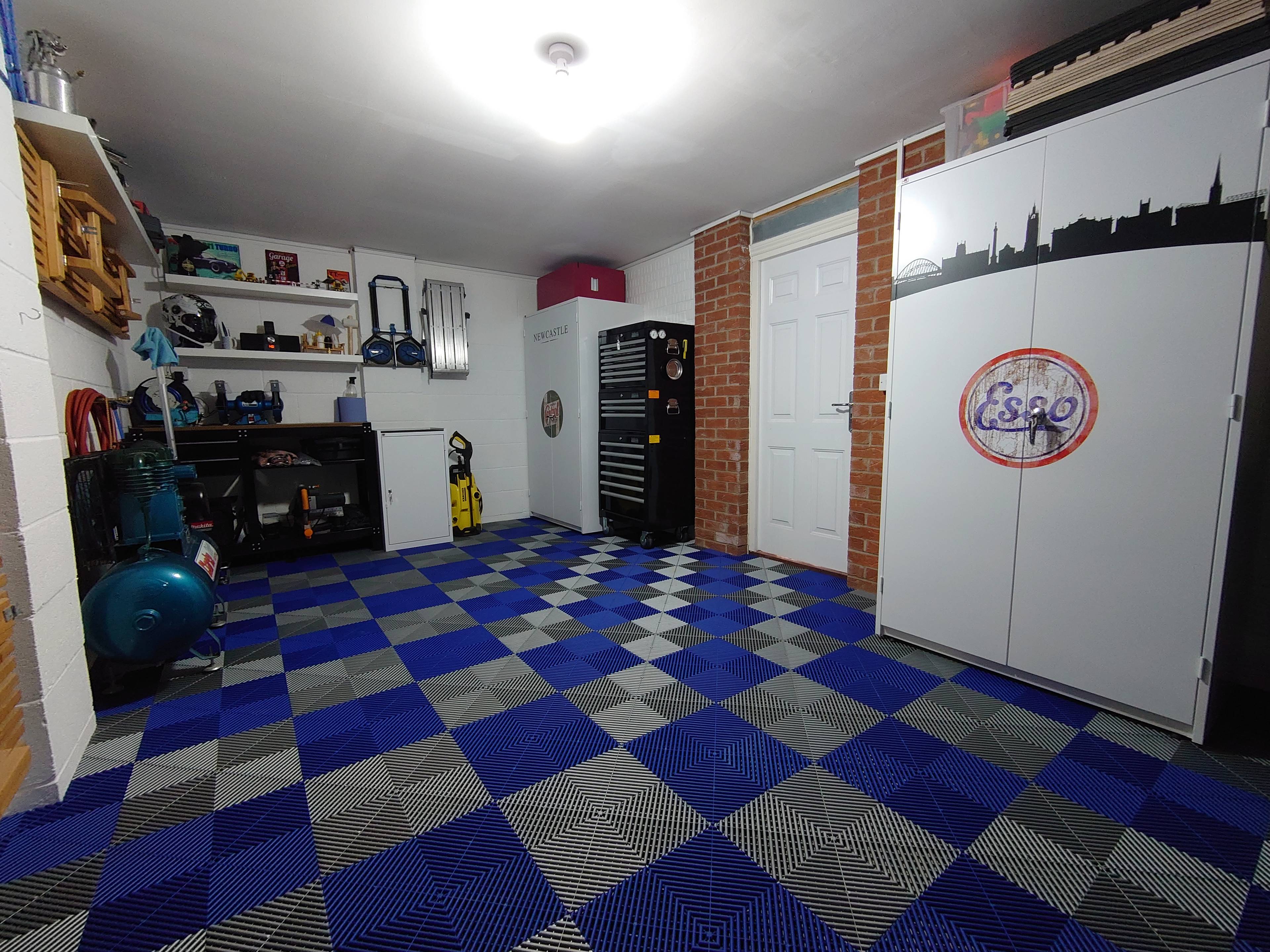 Garage