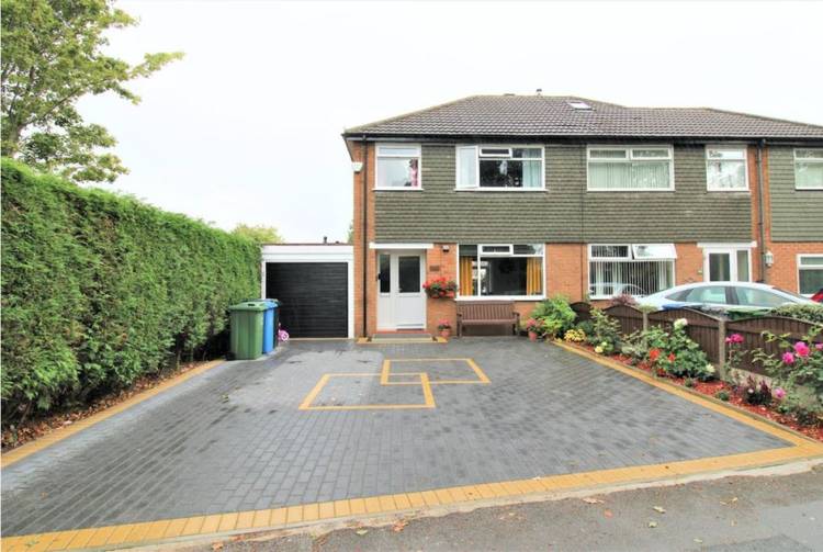 3 bedroom semi-detached house