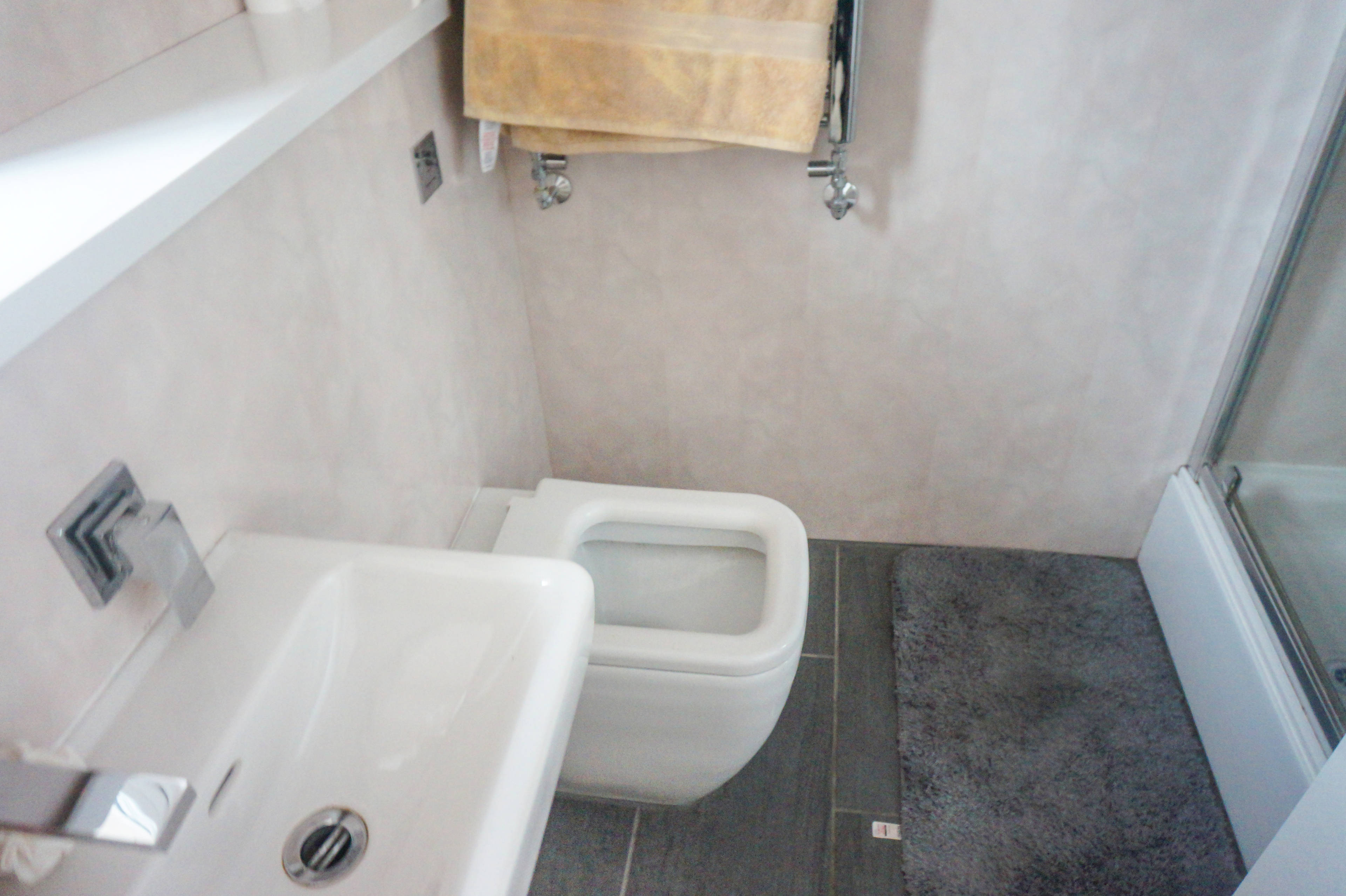 En-suite Shower Room