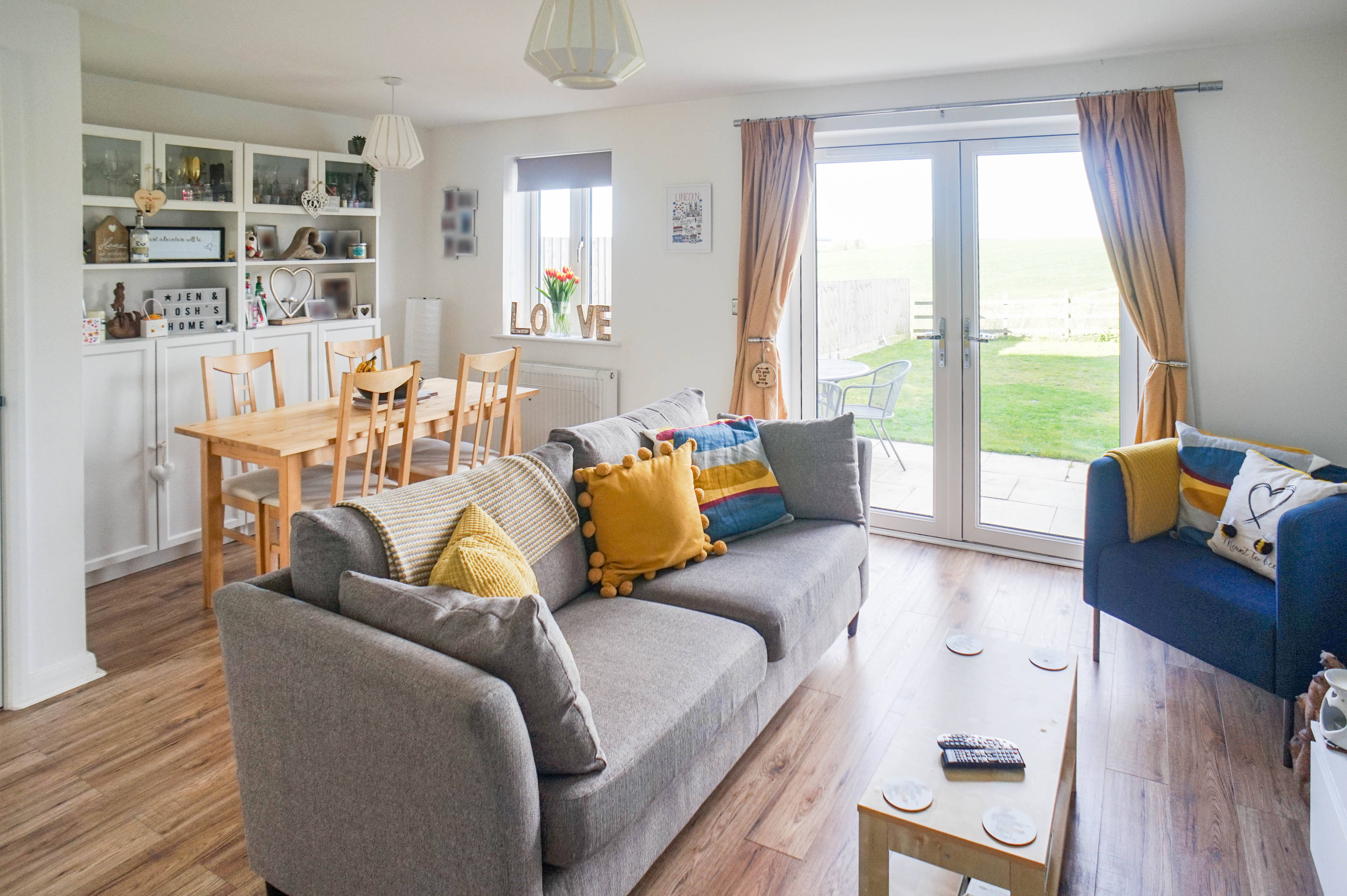 Lounge/Dining Room