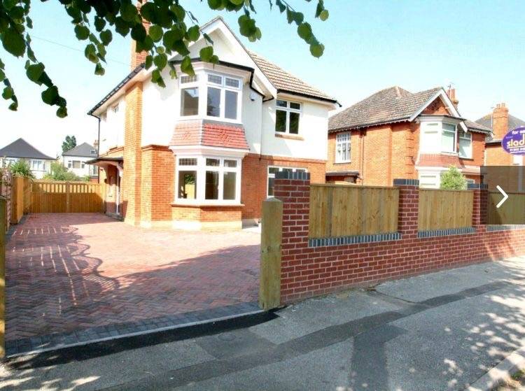 4 bedroom detached house