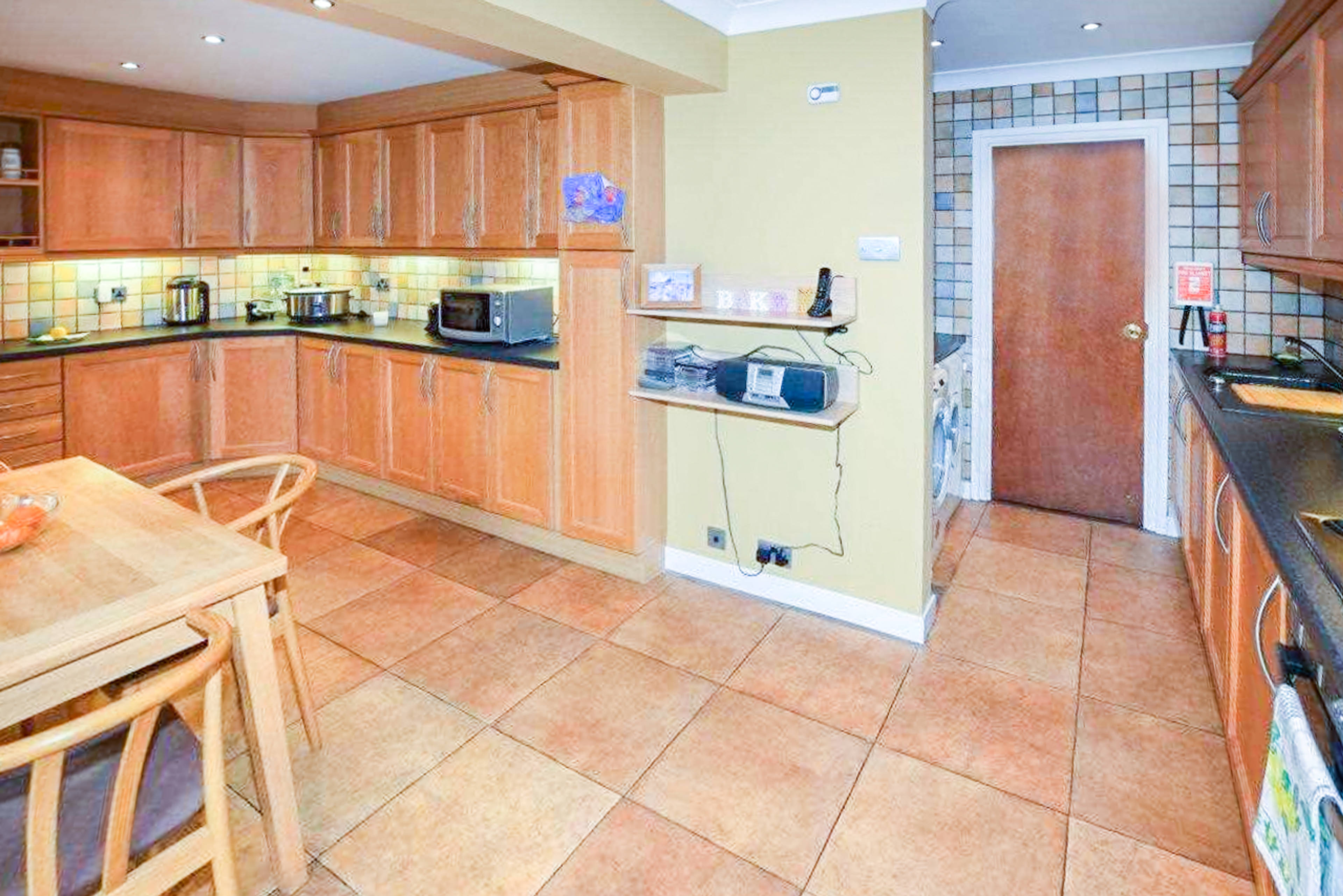 Kitchen/Breakfast