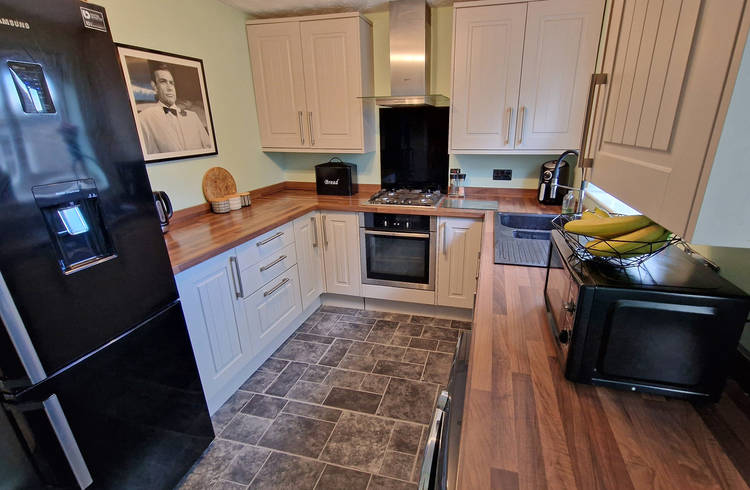 3 bedroom terraced house