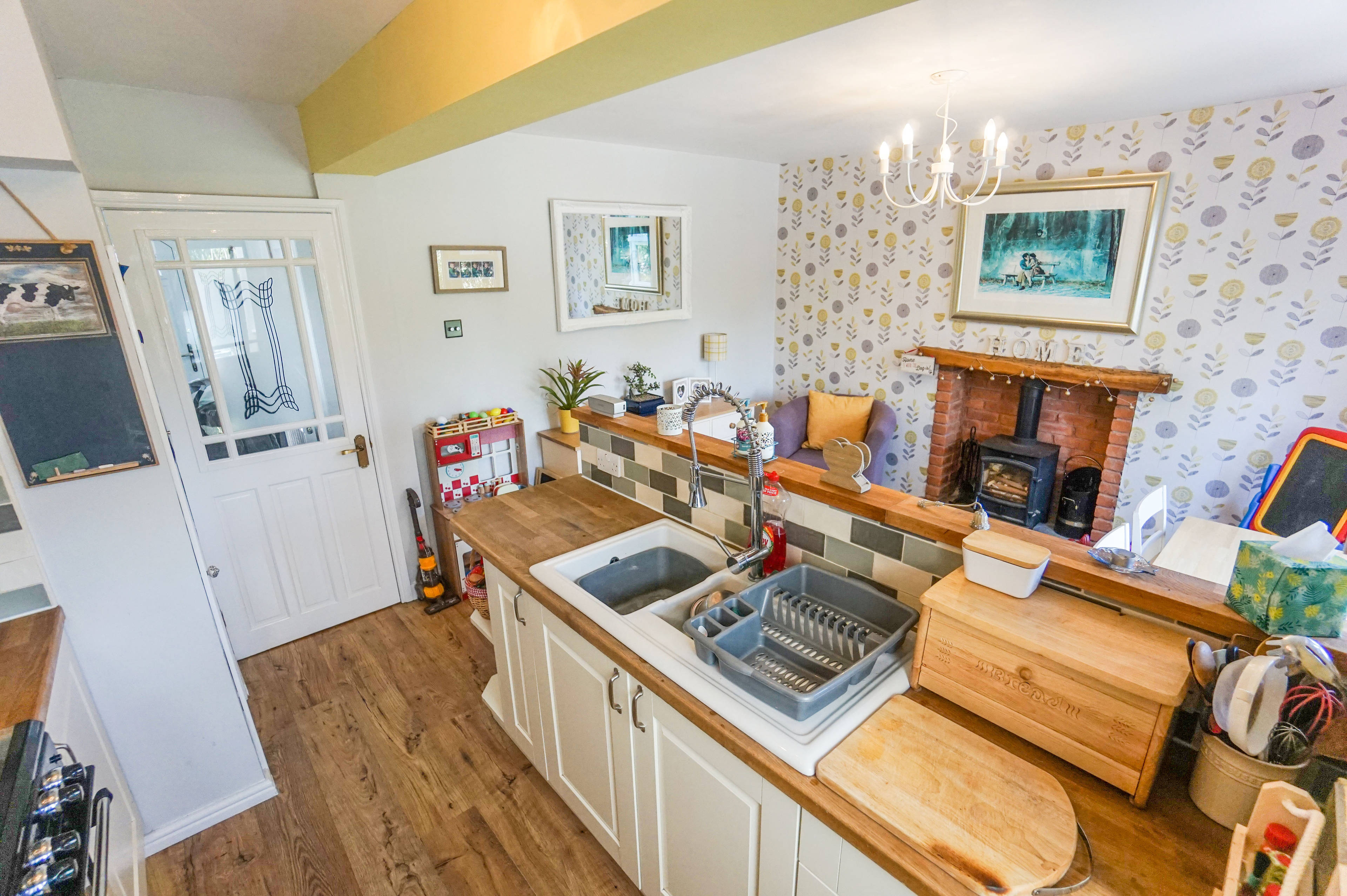 Kitchen/Dining Room