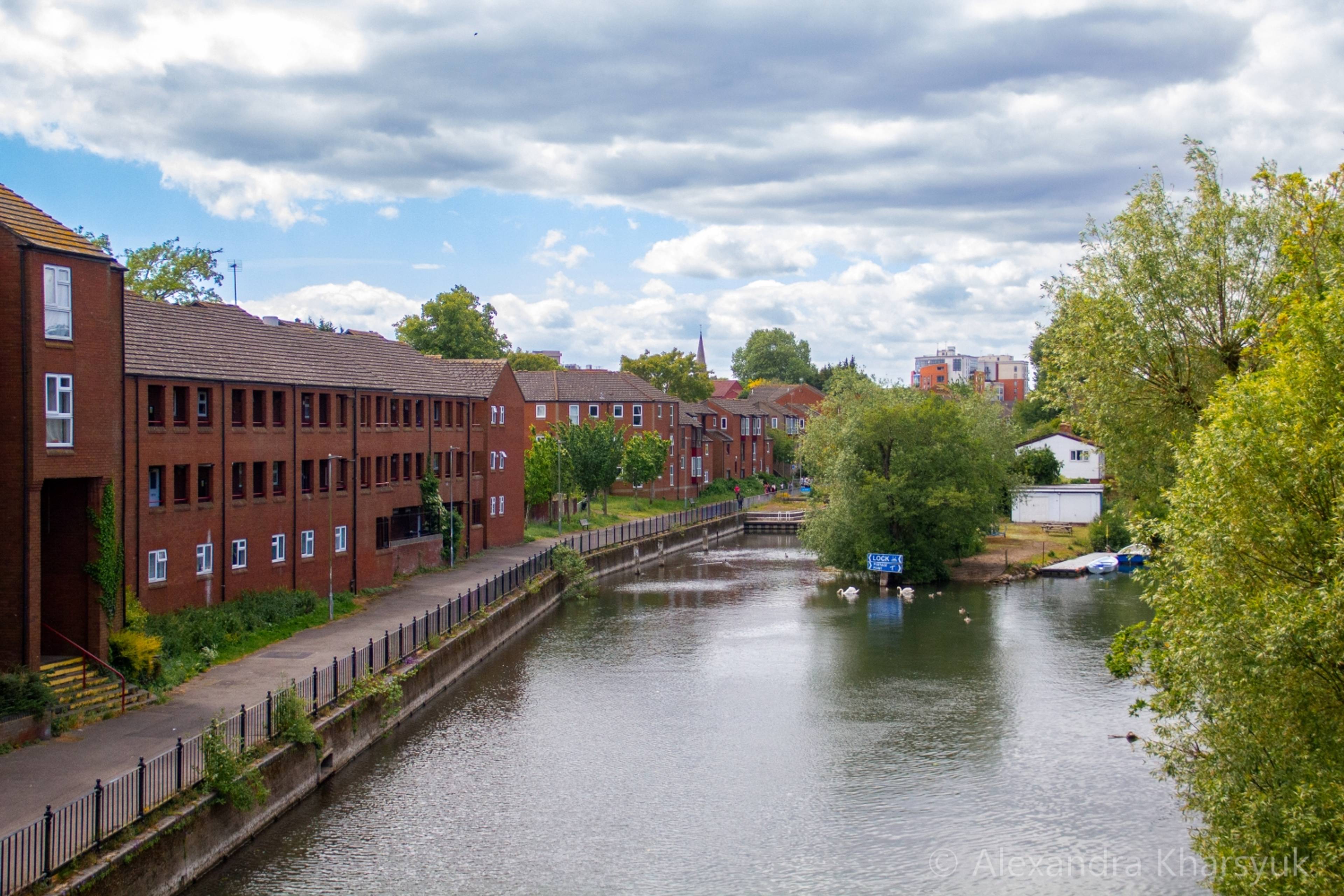 Avon Place, Reading