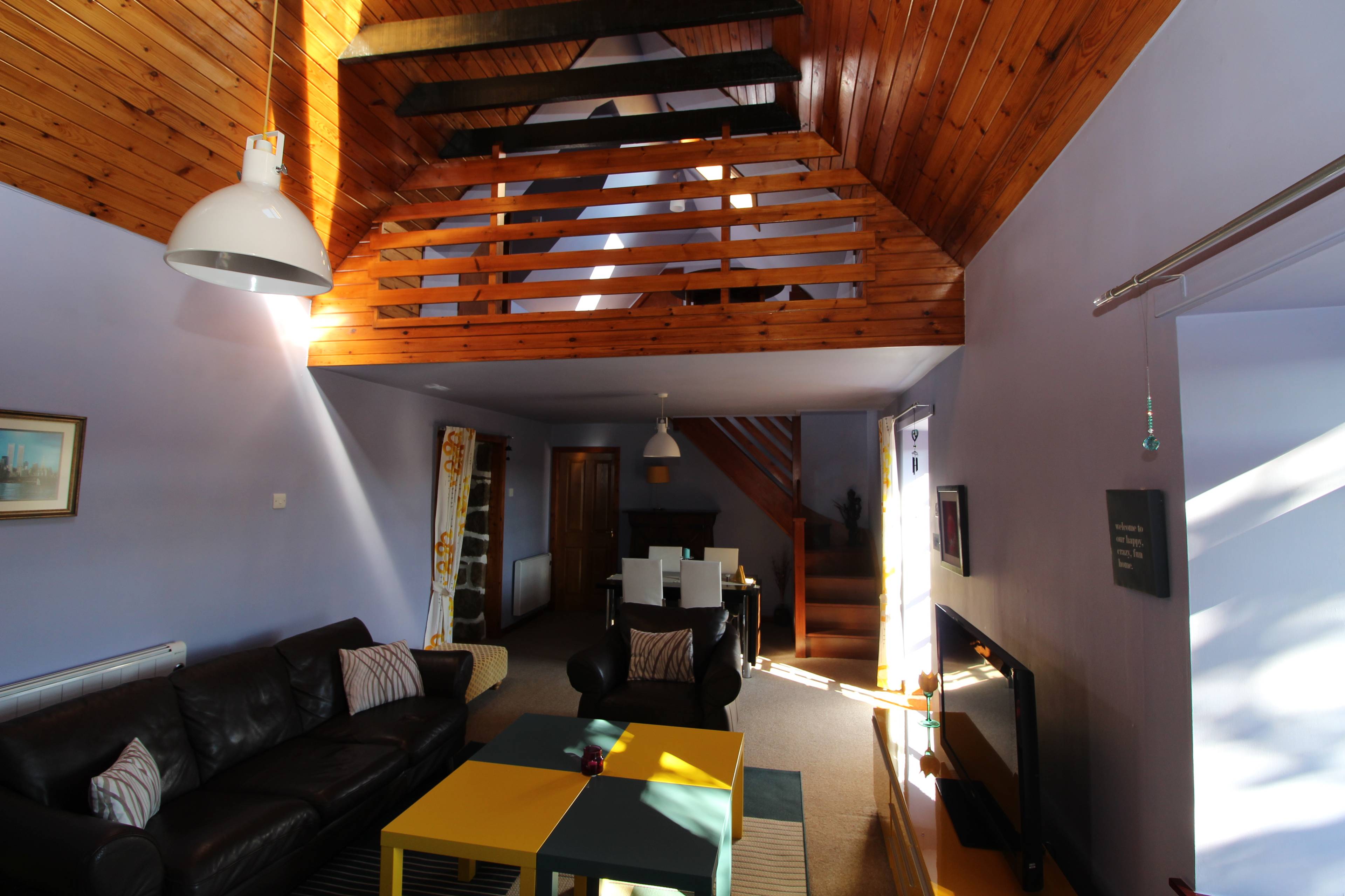 Lounge/Dining Room
