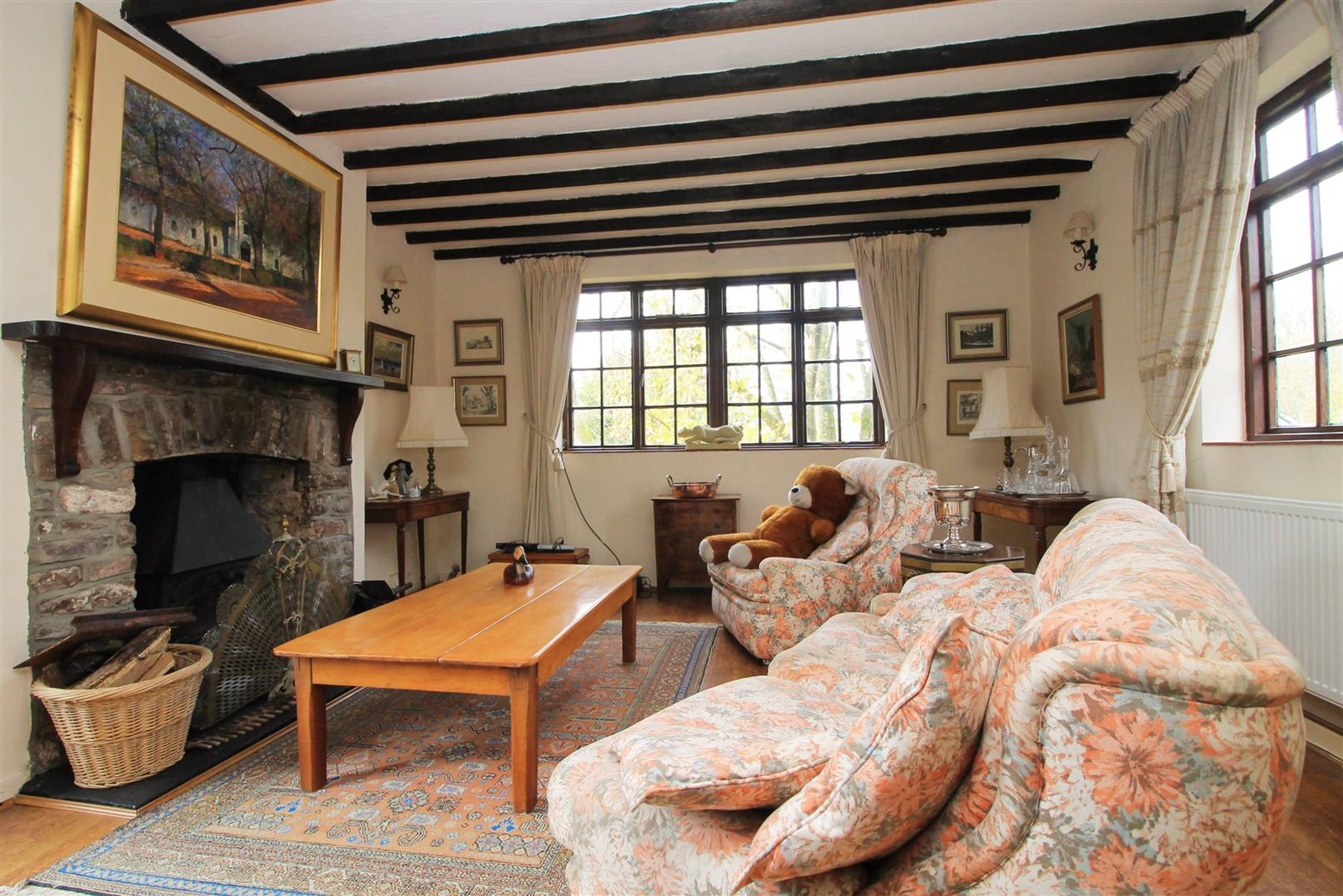 Private Living Room