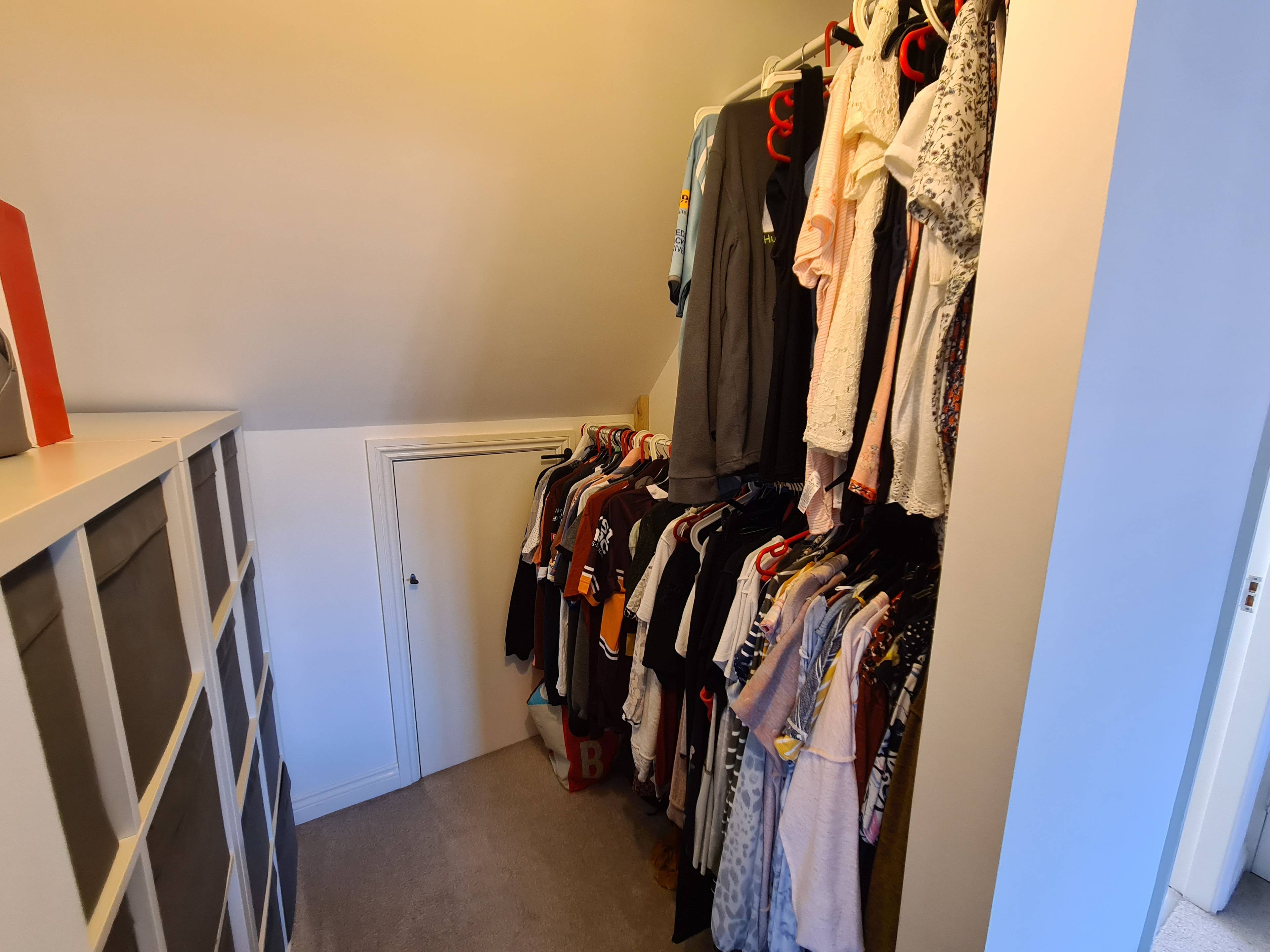 Walk-in Wardrobe