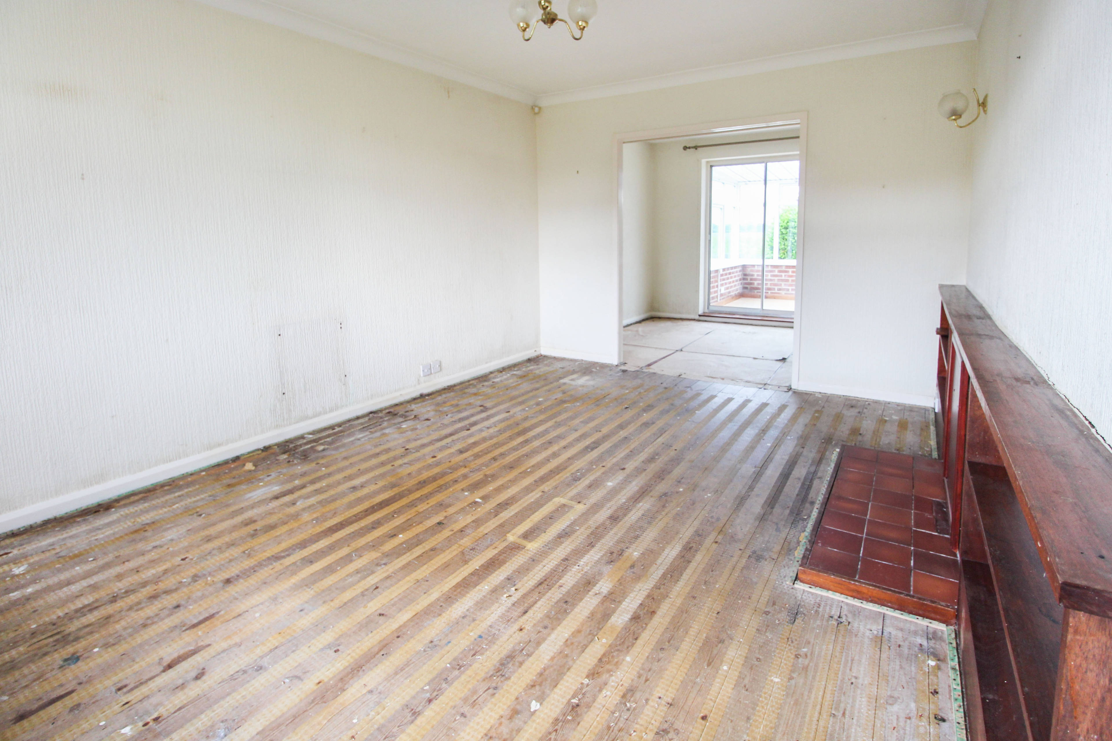 Lounge/Dining Room