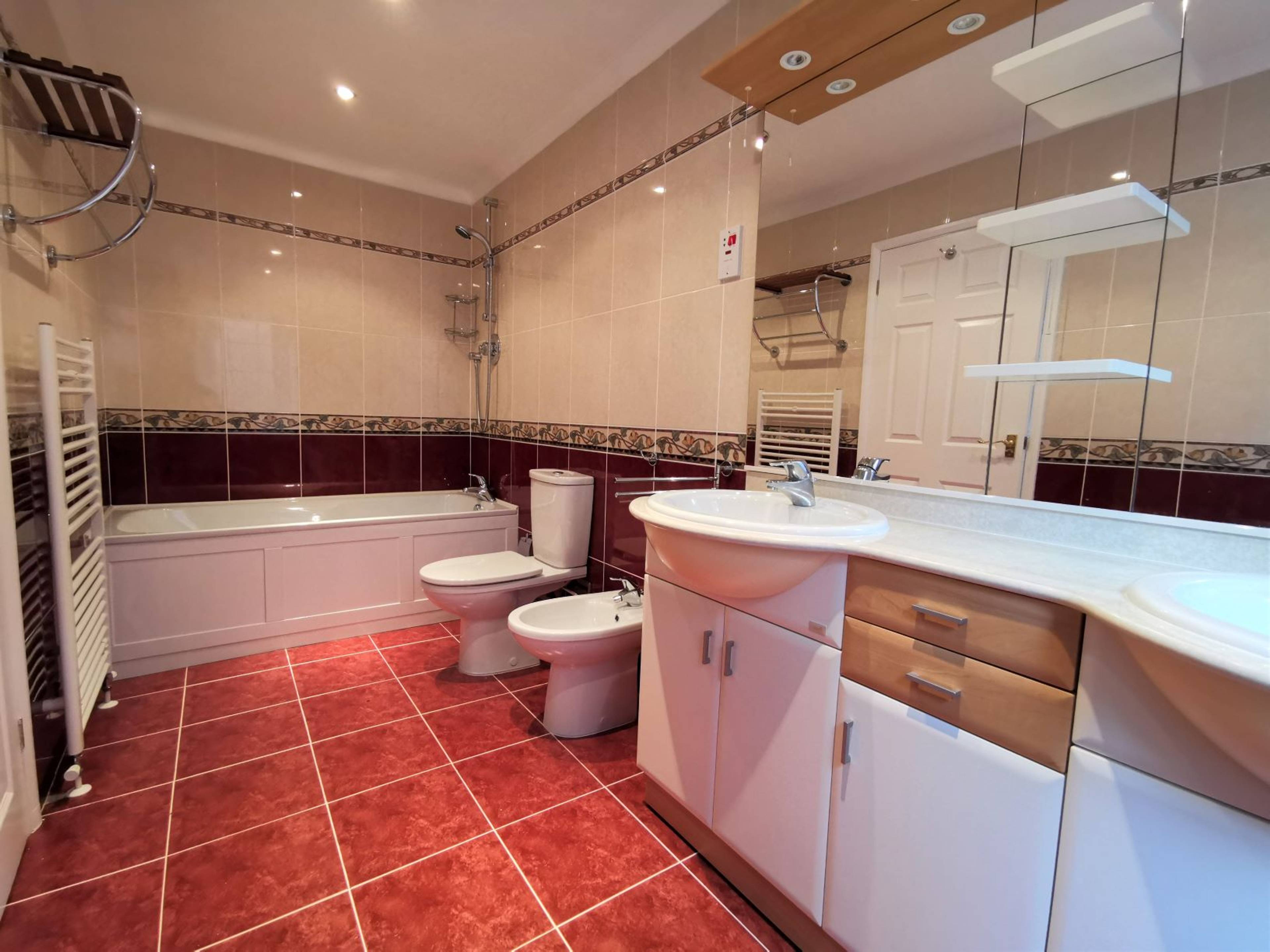 Master En-suite
