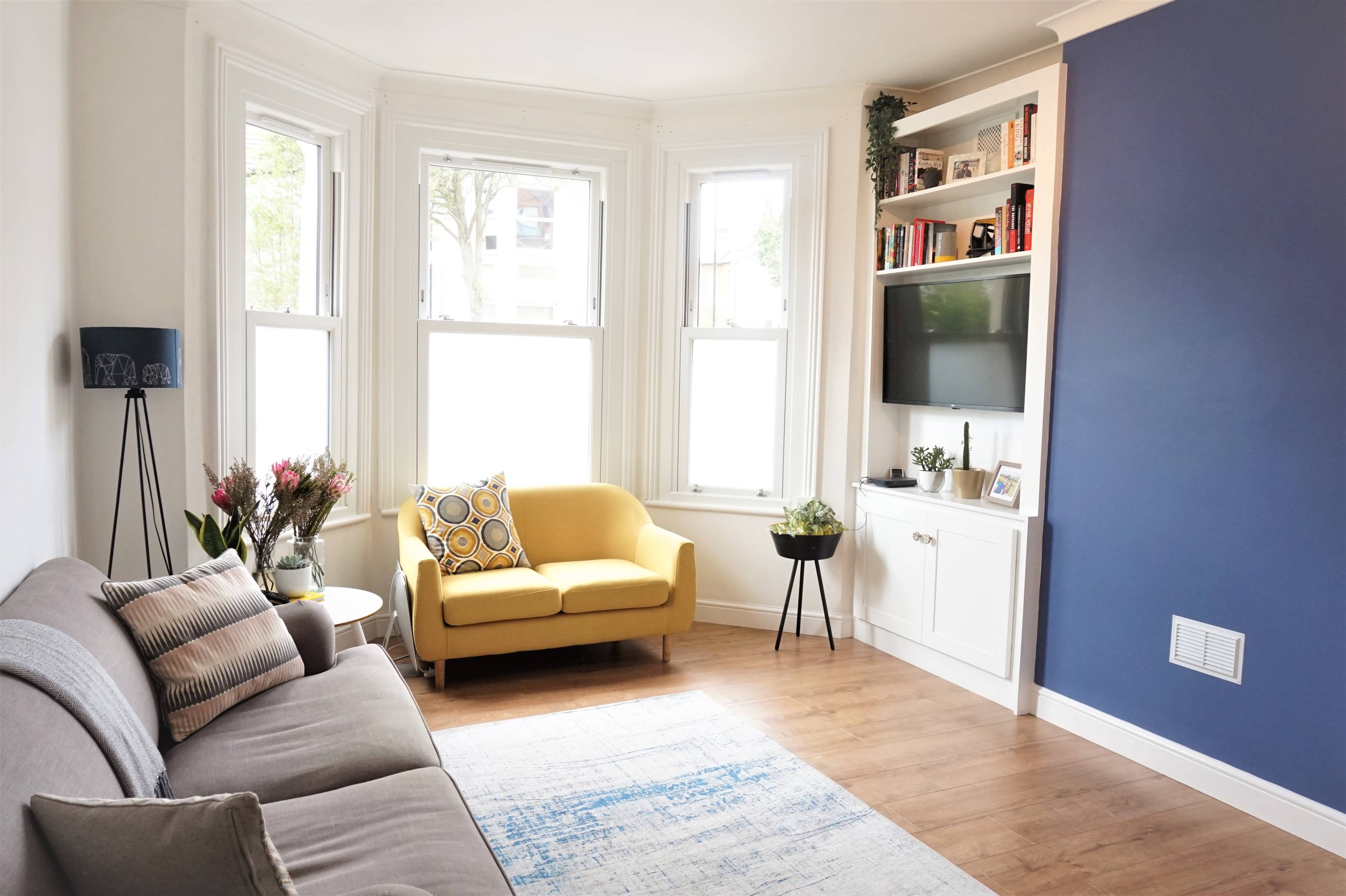 Reception/Bedroom