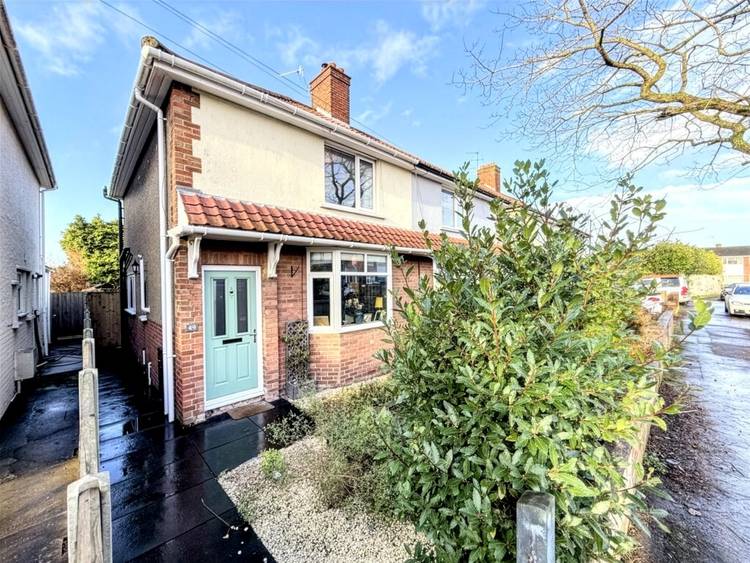 2 bedroom semi-detached house