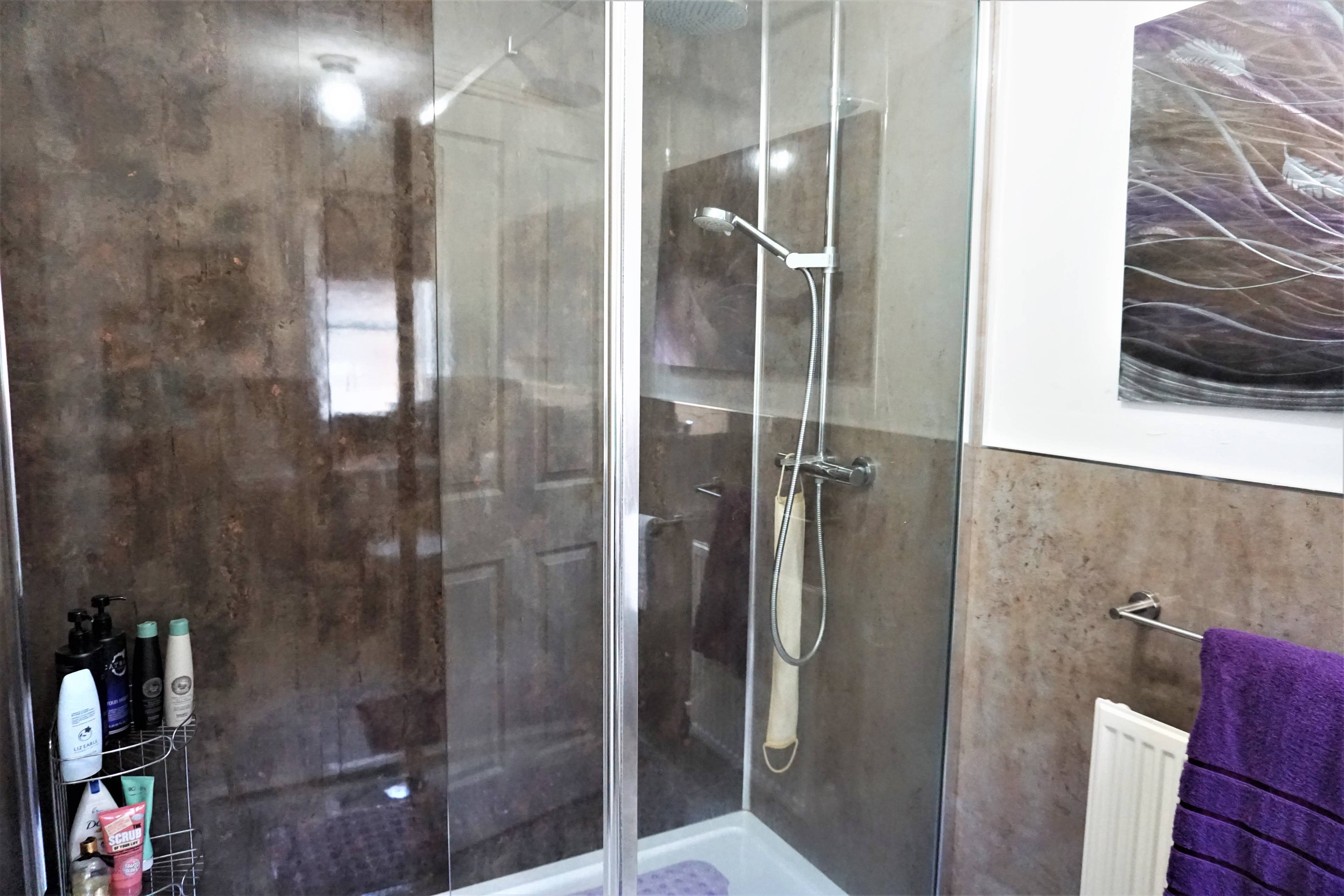 Master En-suite