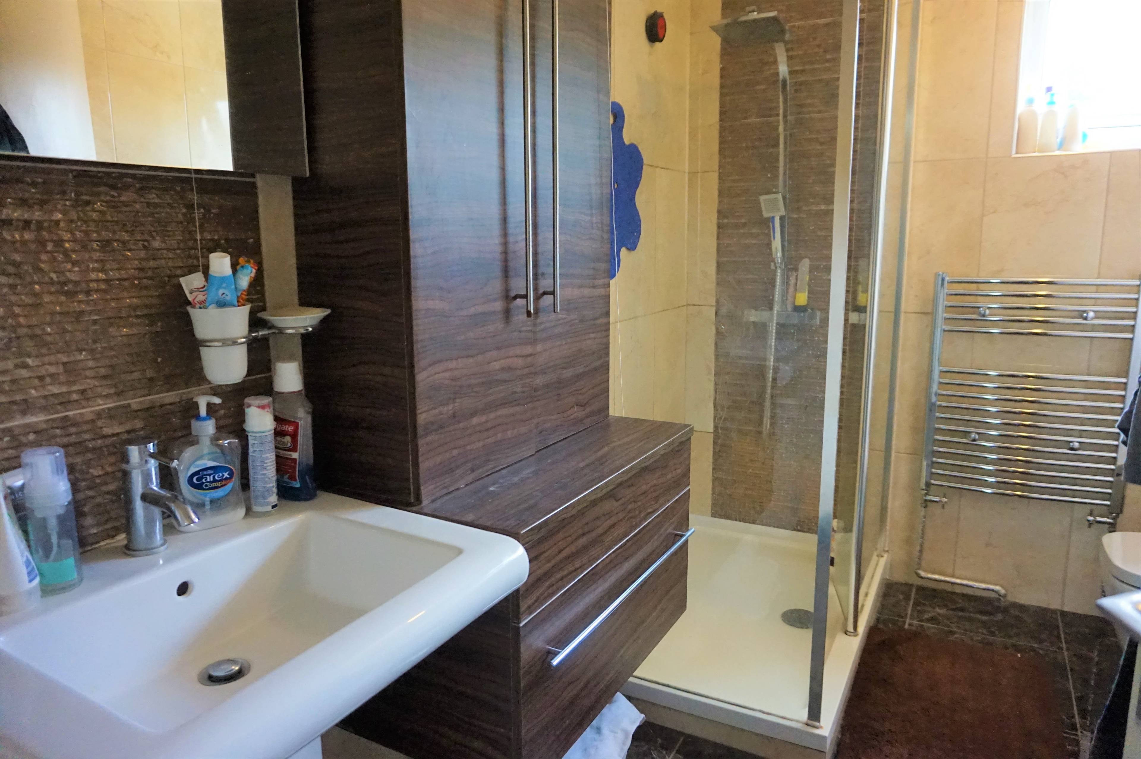Master En-suite