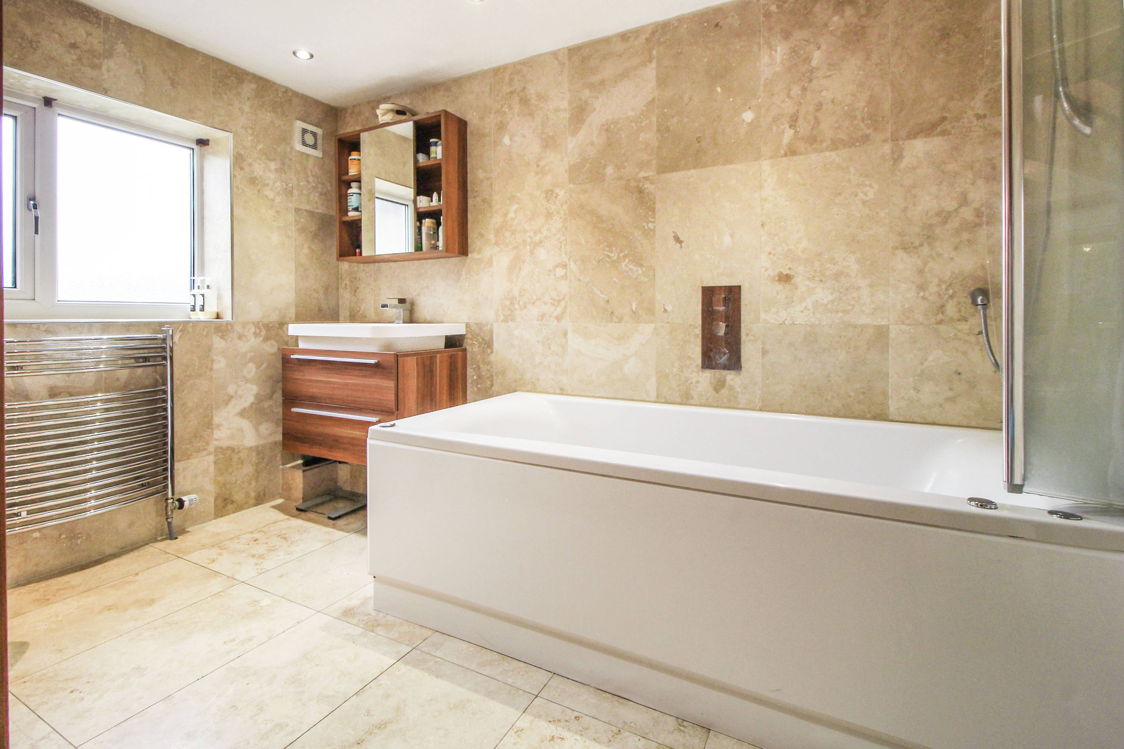 Master En-suite