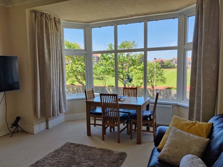 4 bedroom flat