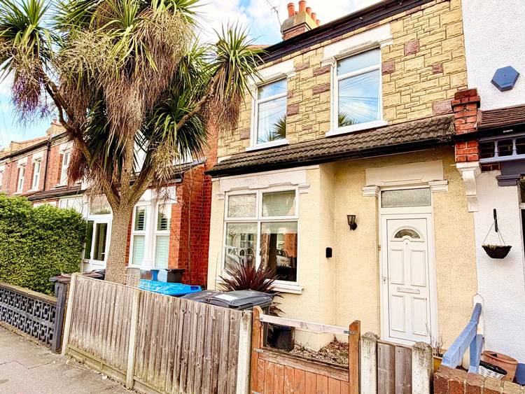 2 bedroom terraced house