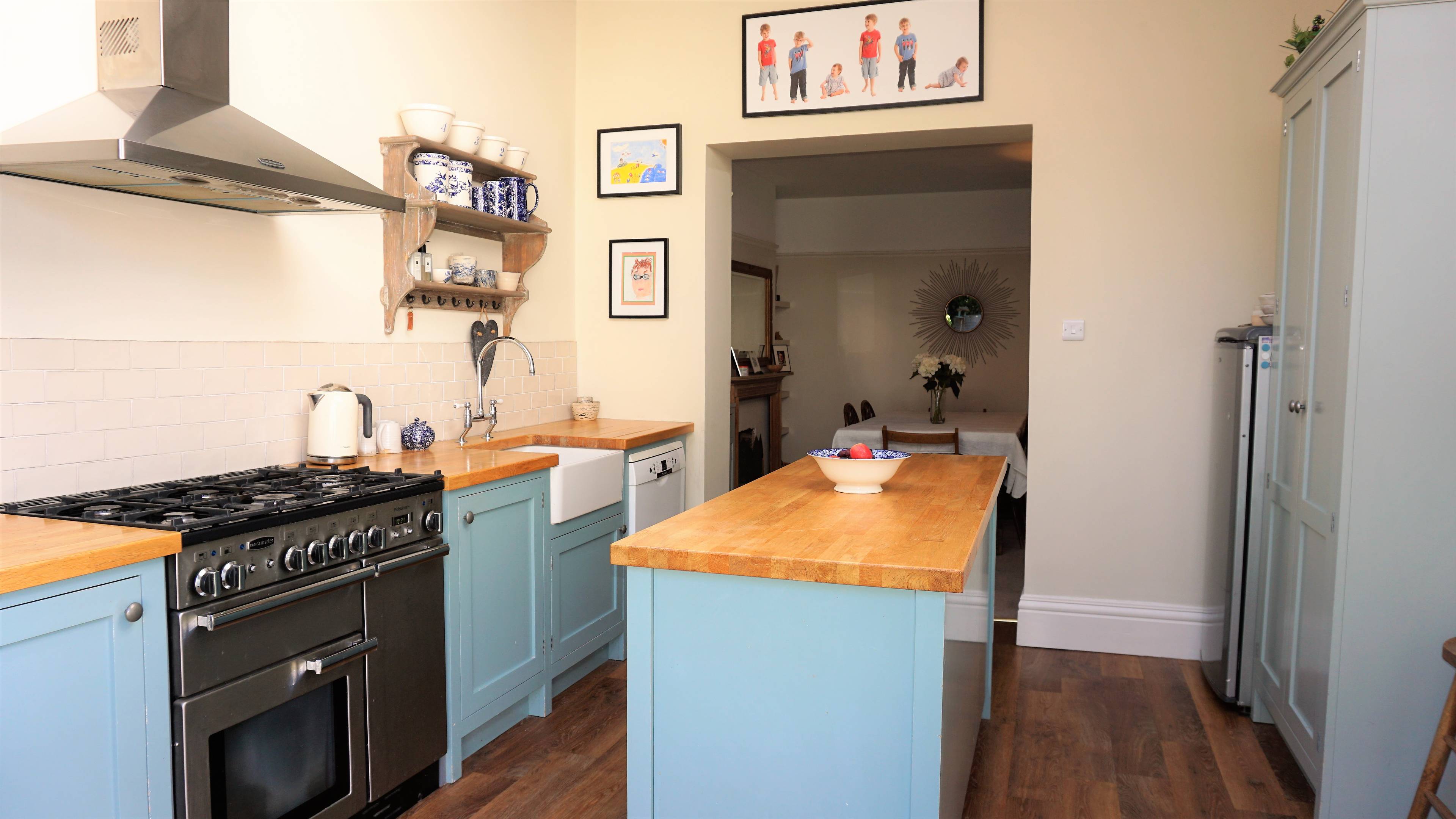 Kitchen/Breakfast