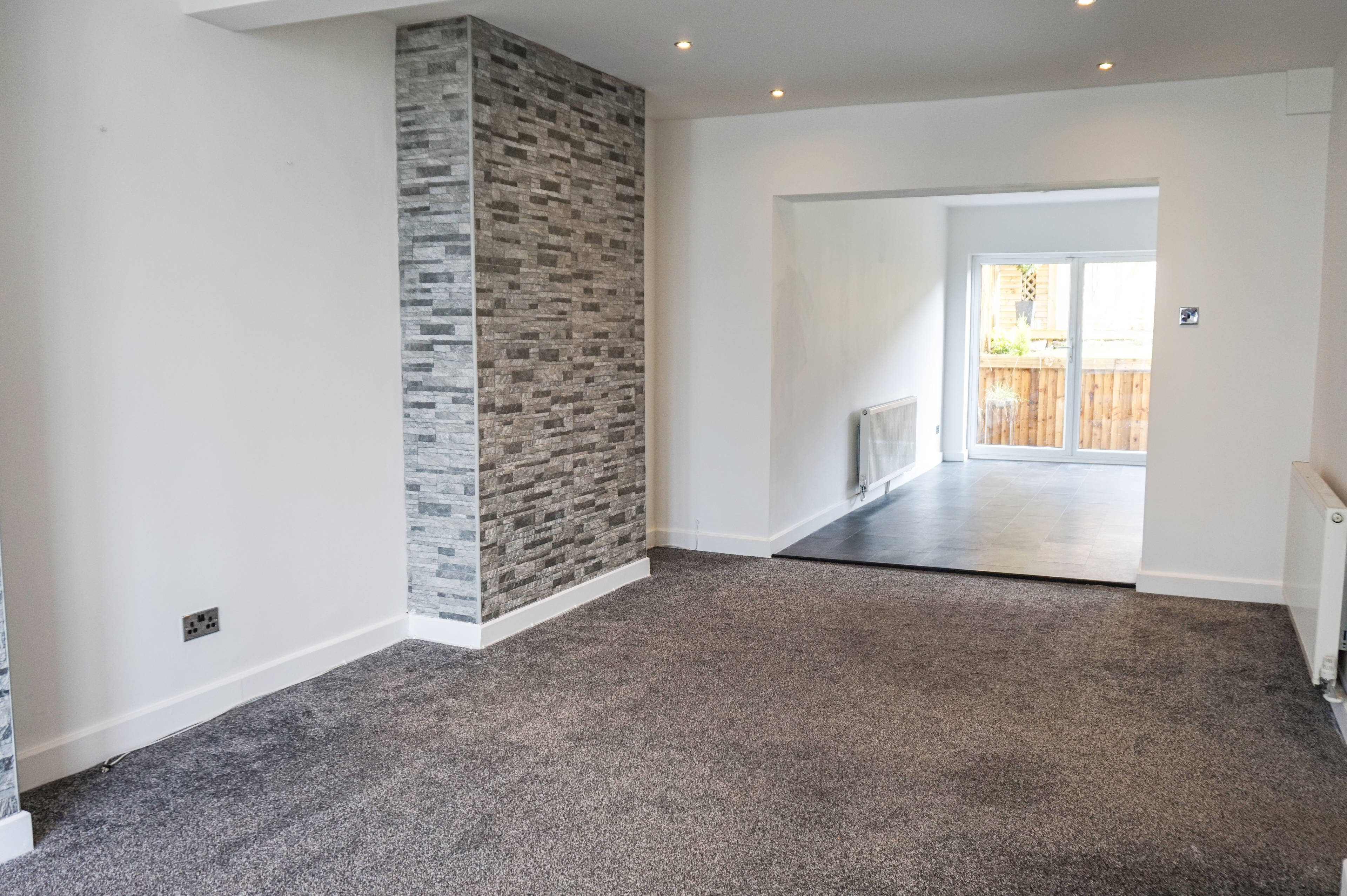 Lounge / Kitchen