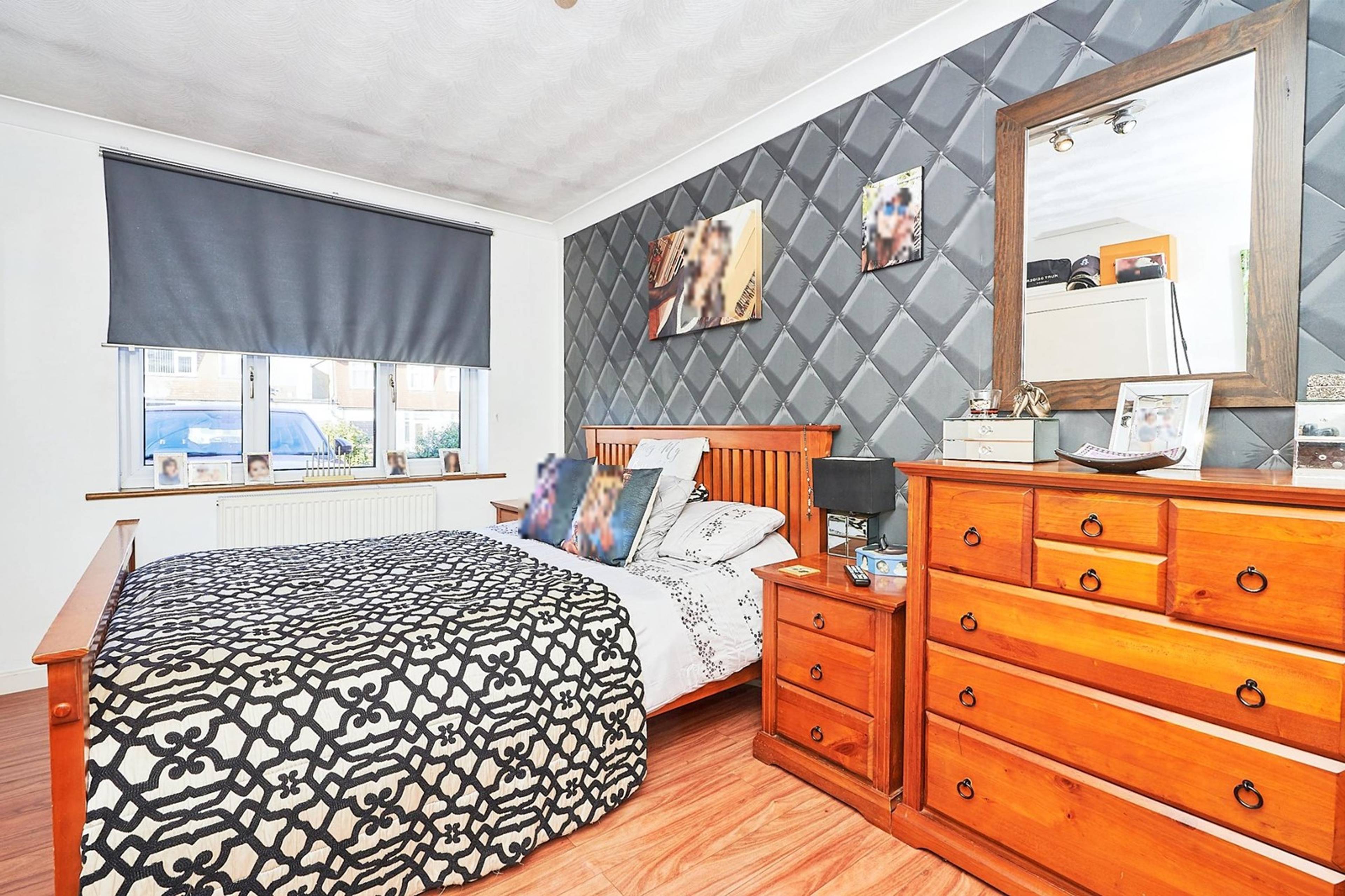 Reception/Bedroom