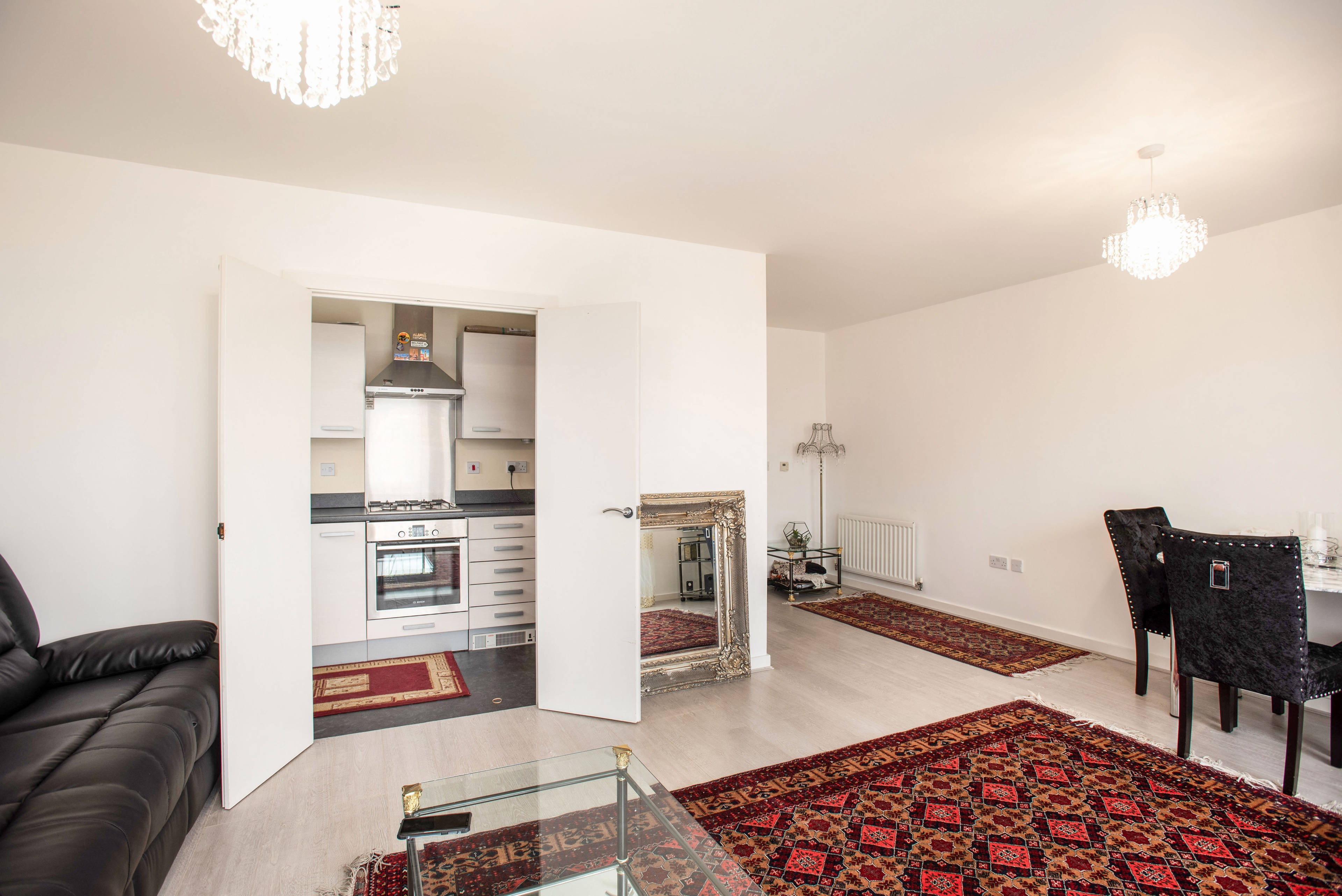 Lounge/Dining Room