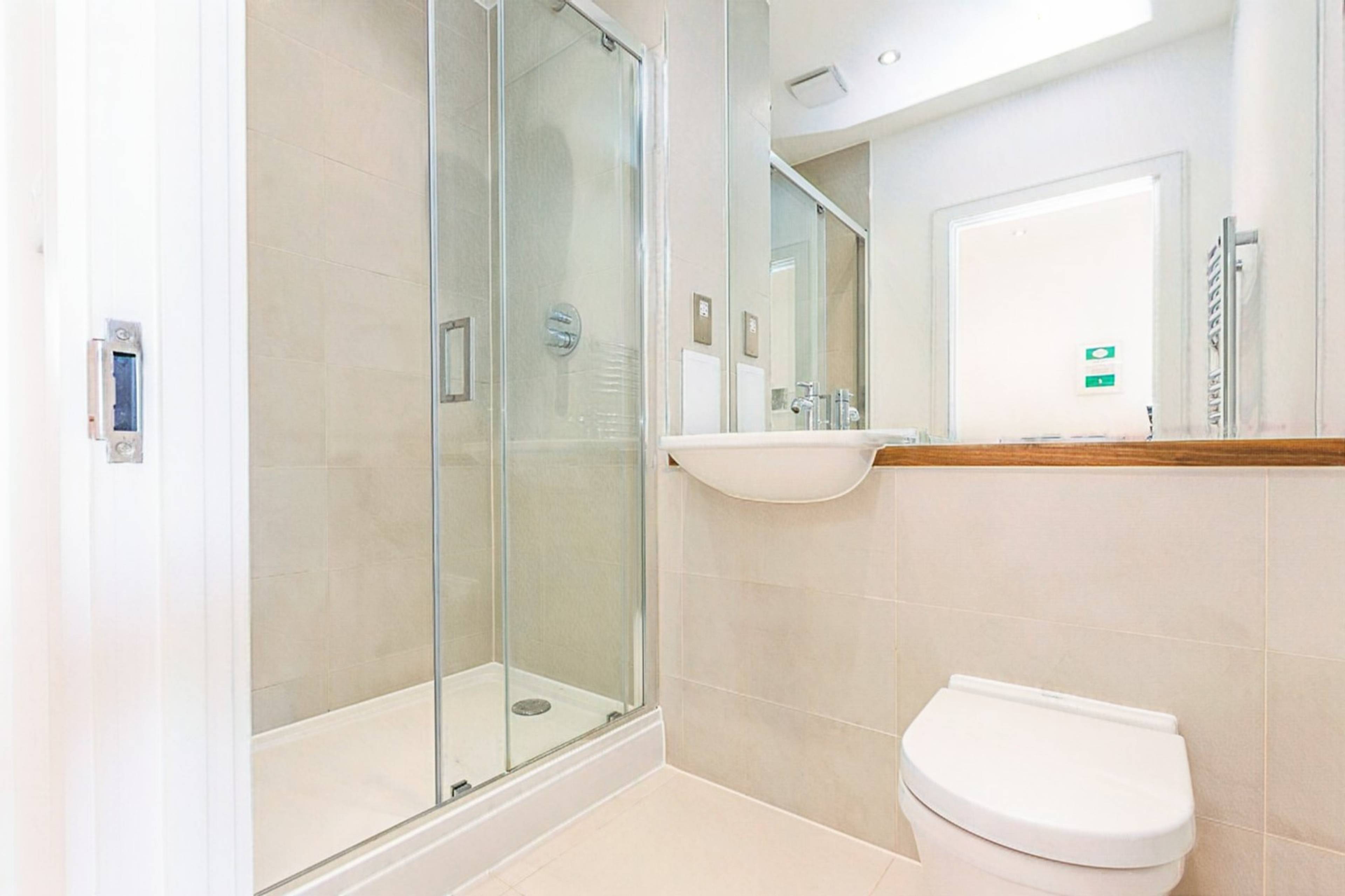 Master En-suite