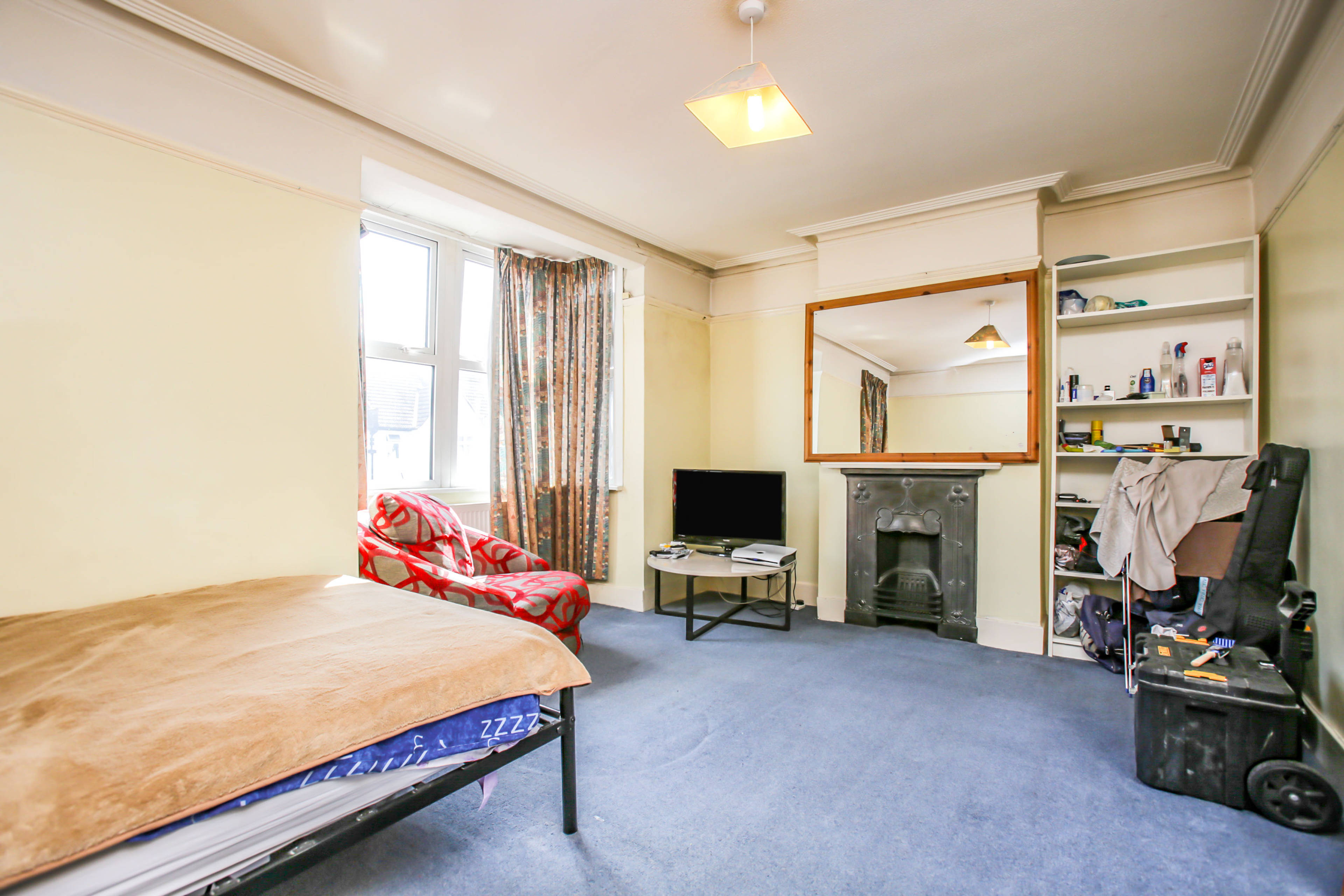 Bedroom/Lounge