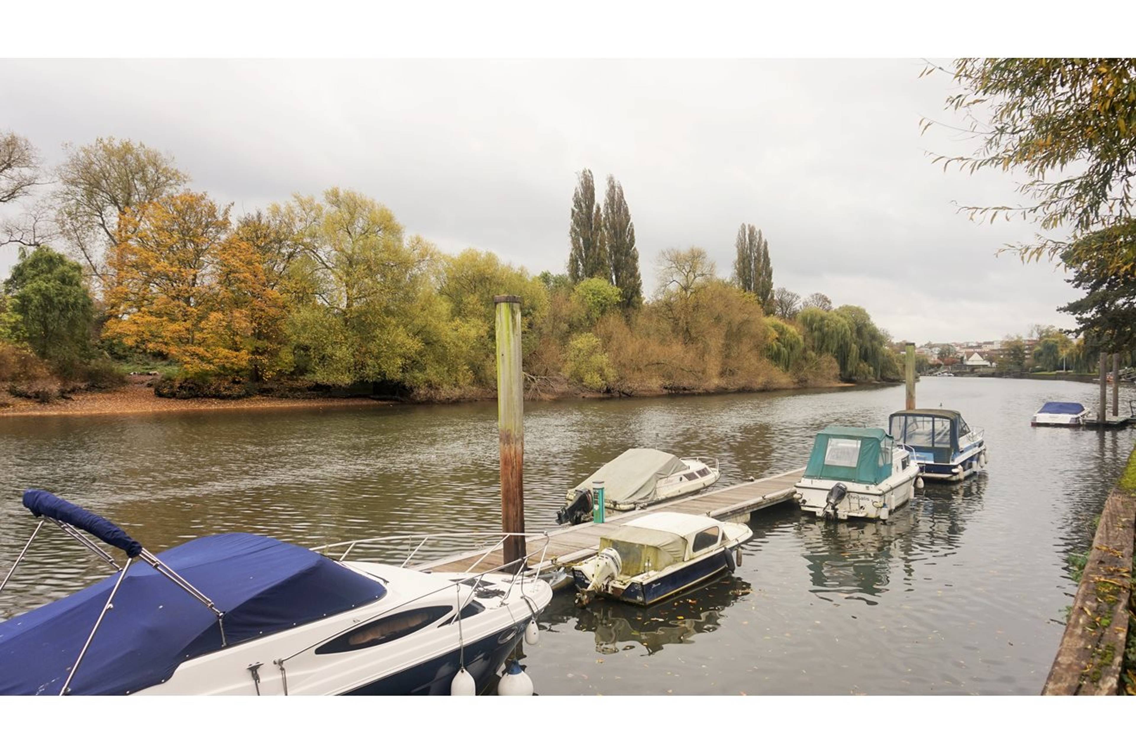 Mooring