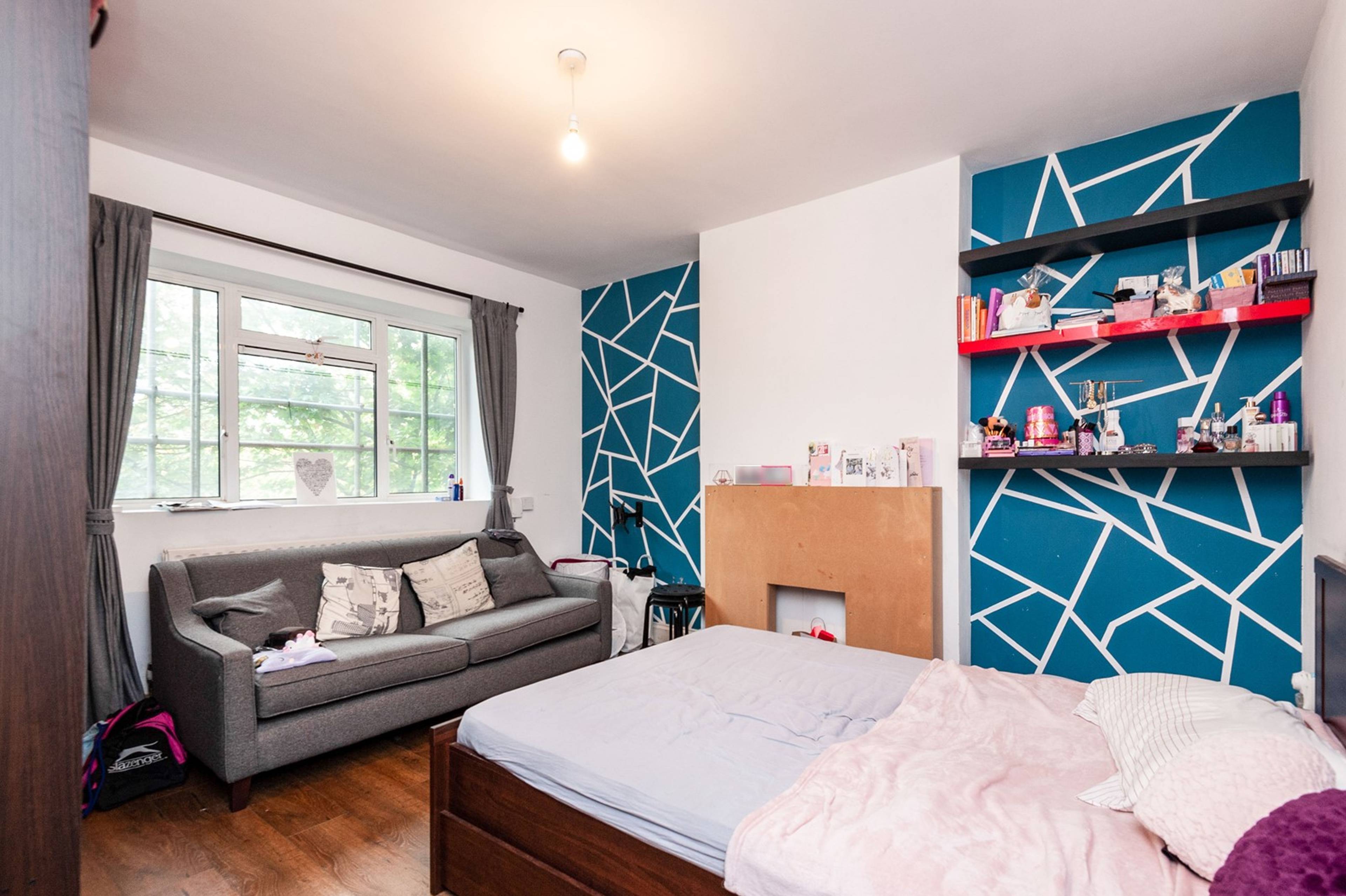 Reception/Bedroom