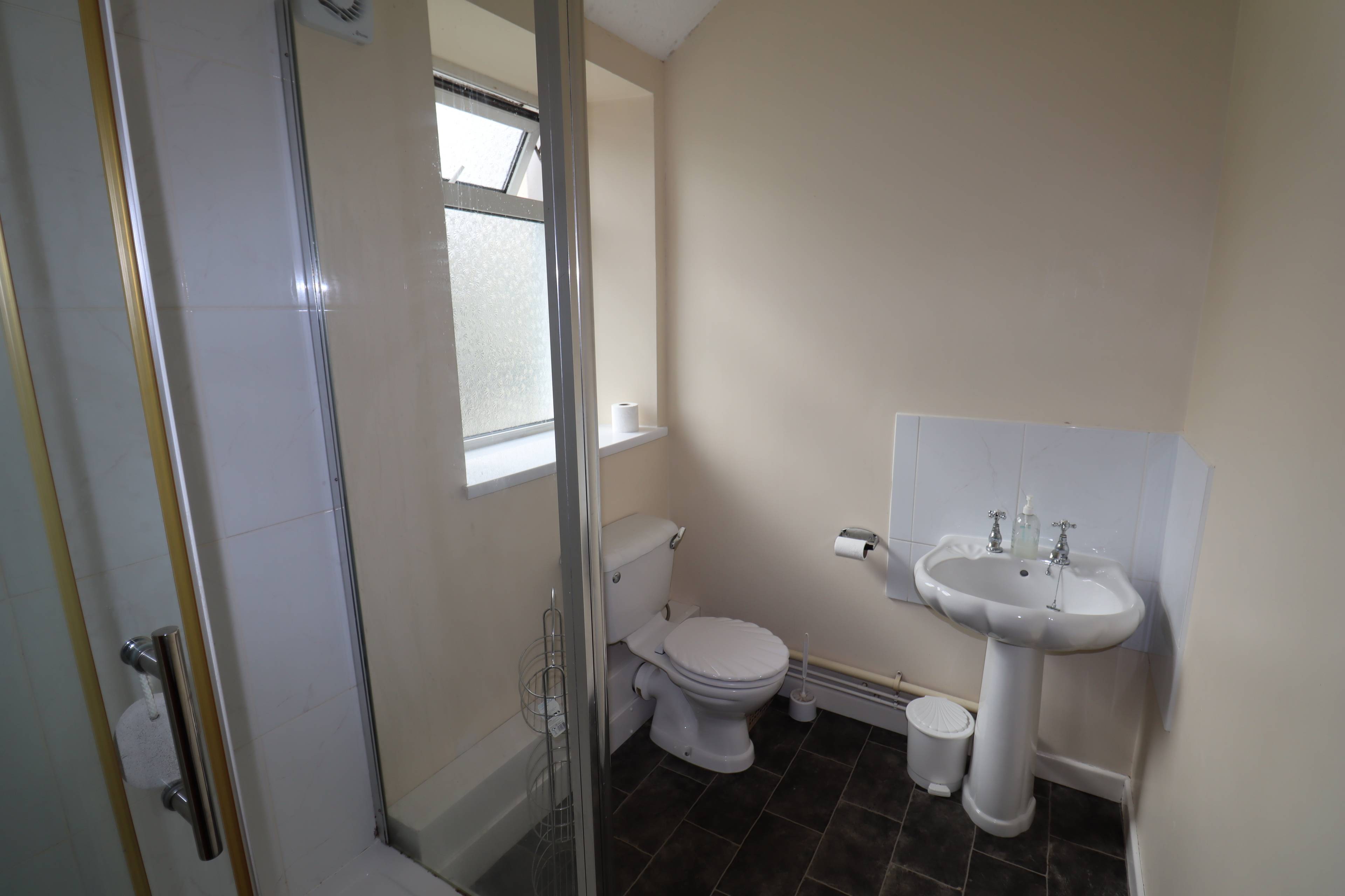 Cottage Bathroom