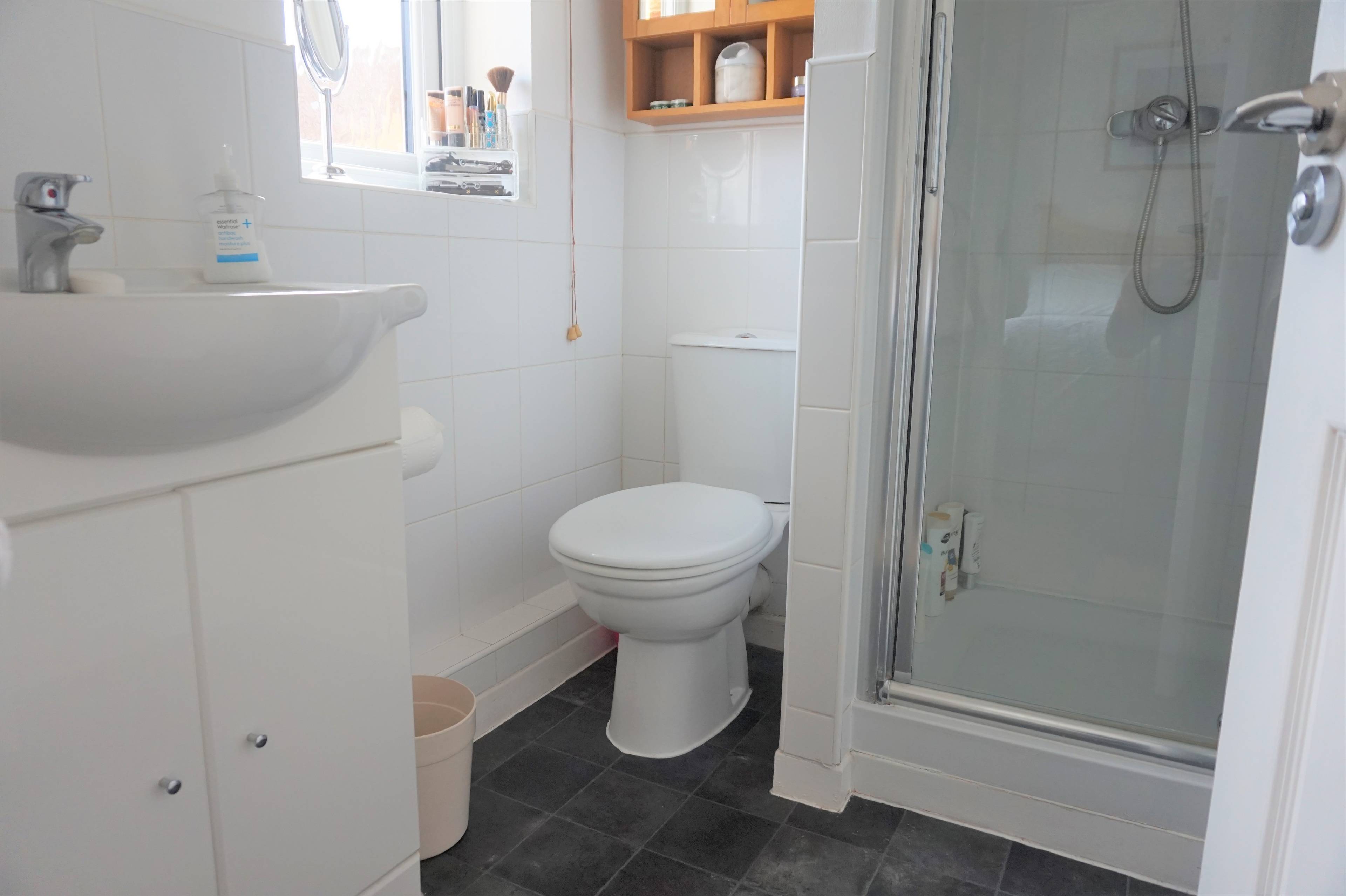 En-suite One