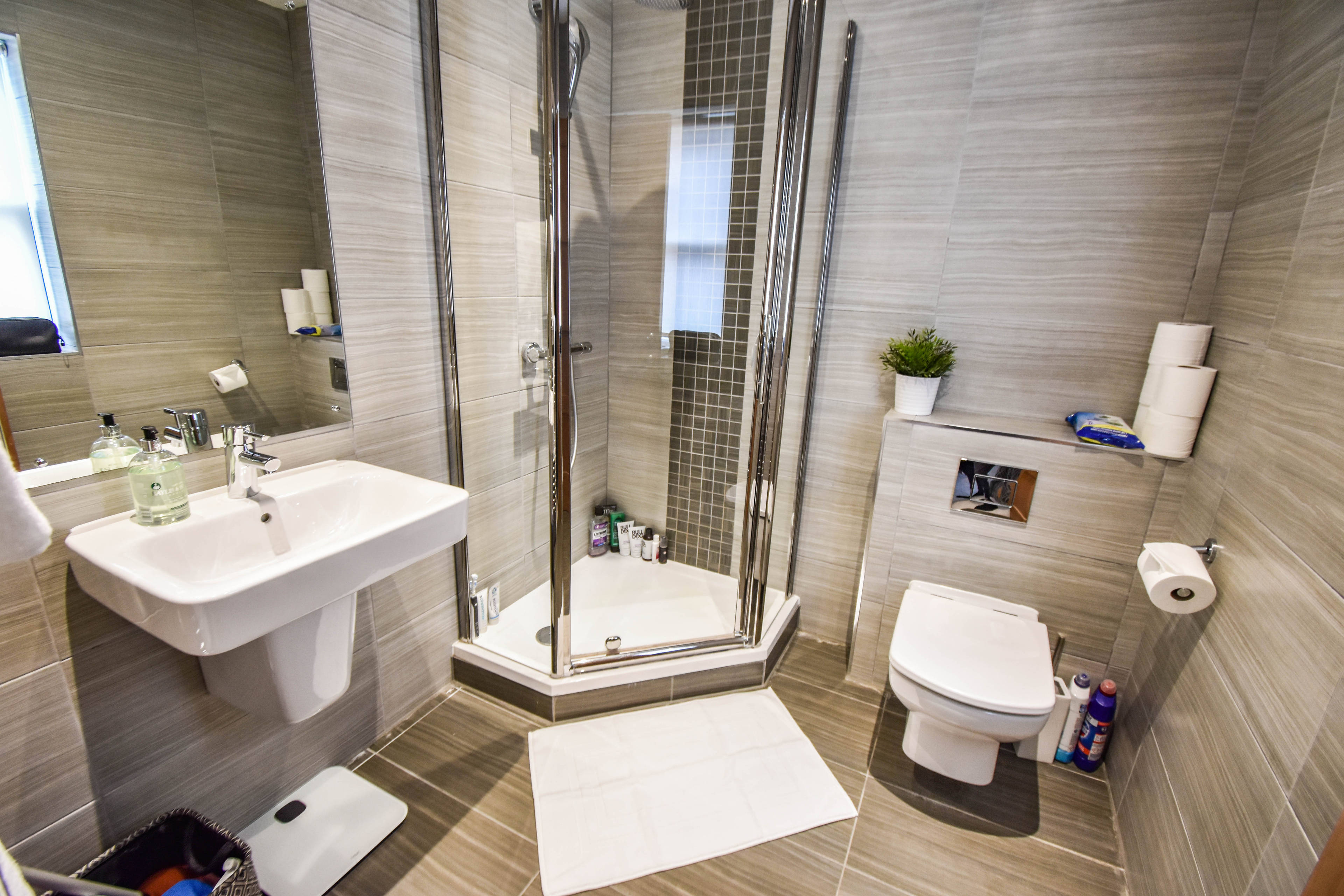 En-suite Two